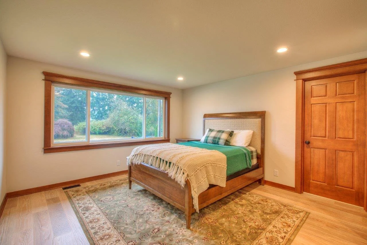 Master bedroom.jpg
