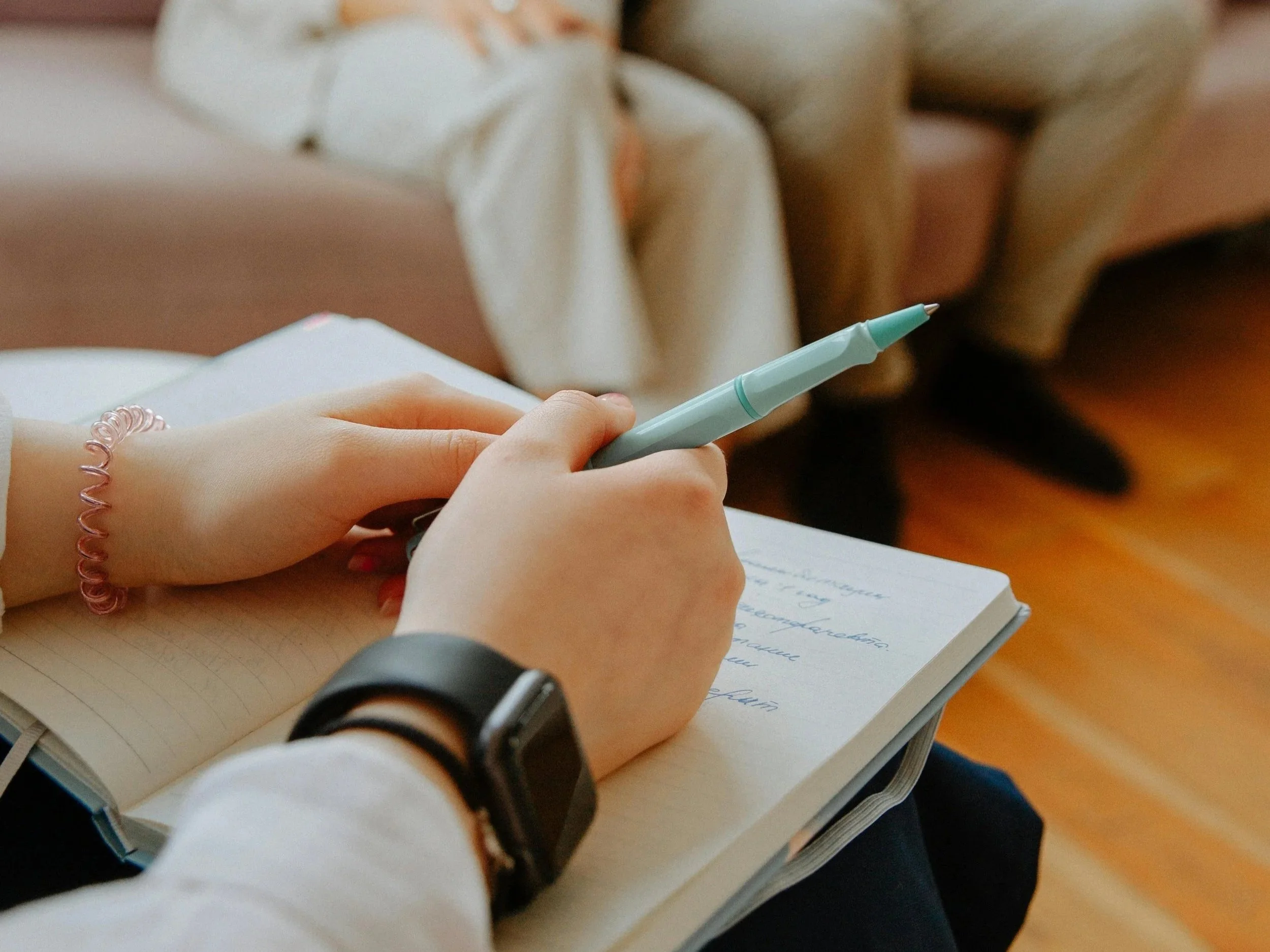 queer couples therapy session