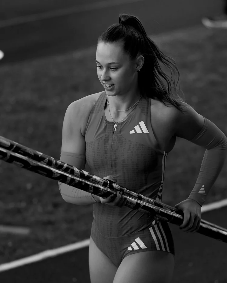 Olivia McTaggart