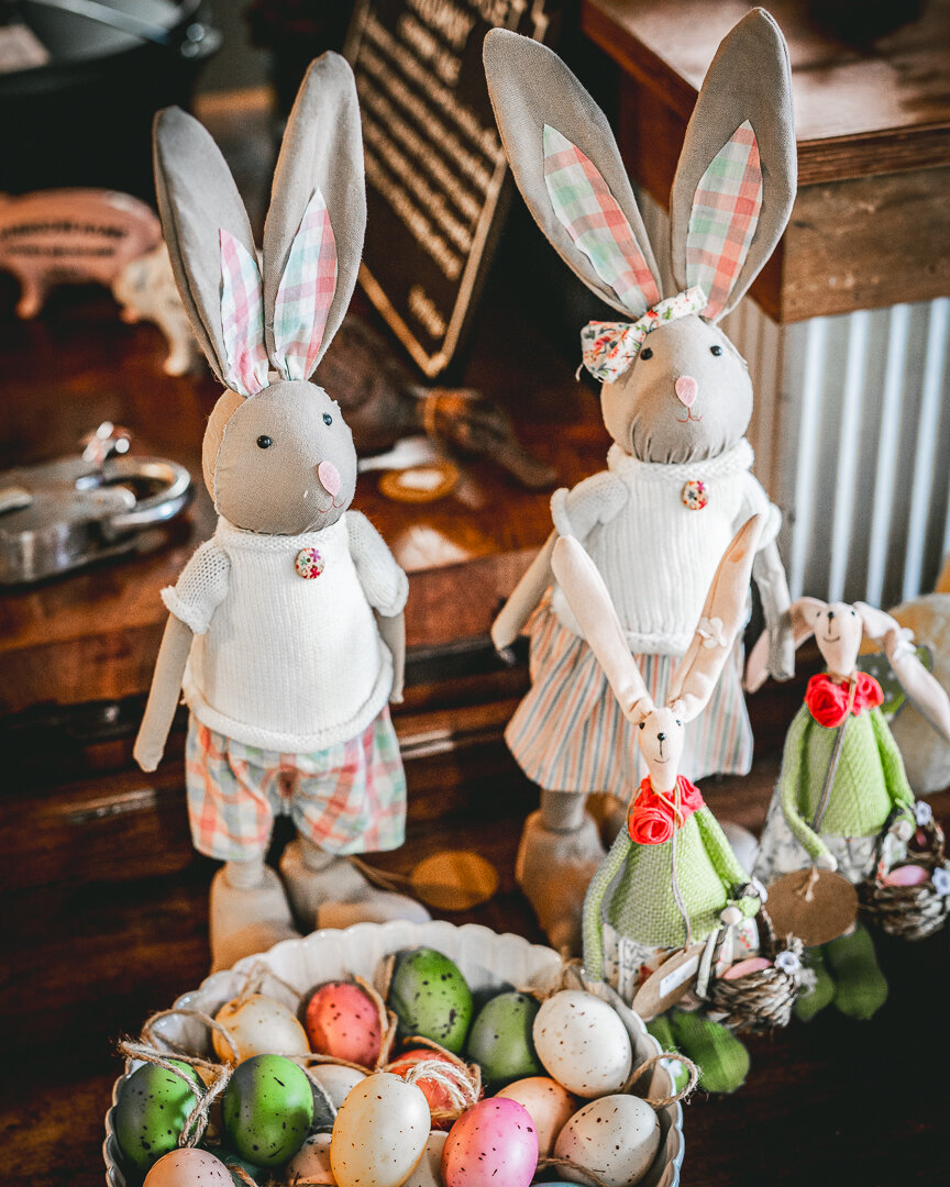To all of our wonderful customers, we wish you a Happy Easter! Enjoy the day making memories with friends and family...don't forget to treat yourself to some chocolate and hot cross buns. 

Photo Credit @rushephotography 

#easter2024 #EasterCelebrat