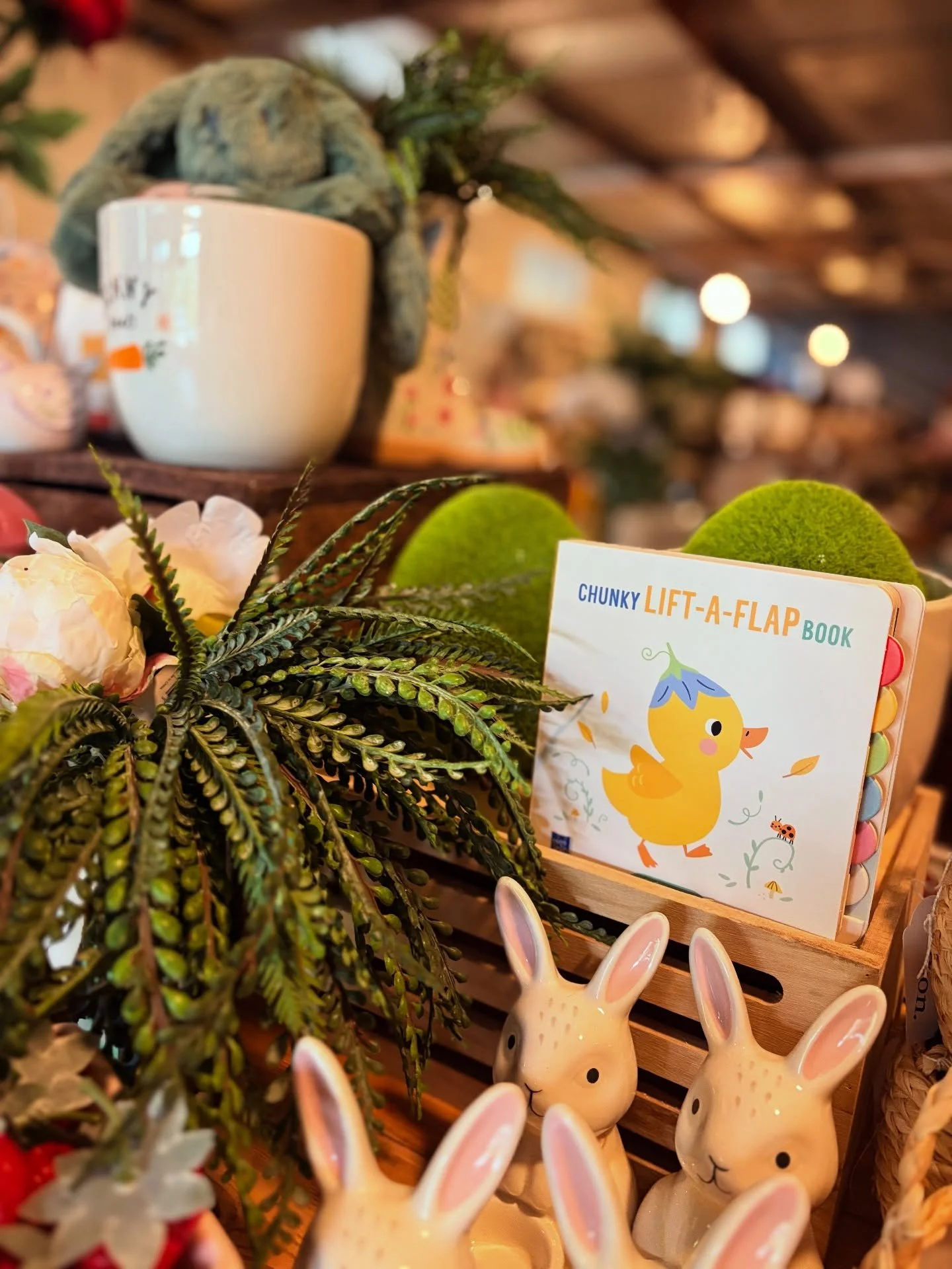 Some bunny just told me Easter is only 5 weeks away.. 

The sweetest bunny baskets, books, and goodies are hopping into store now 🐣 

#bungendoreshopping #themalbon #themalbonbungendore #shoplocal #easterbasket