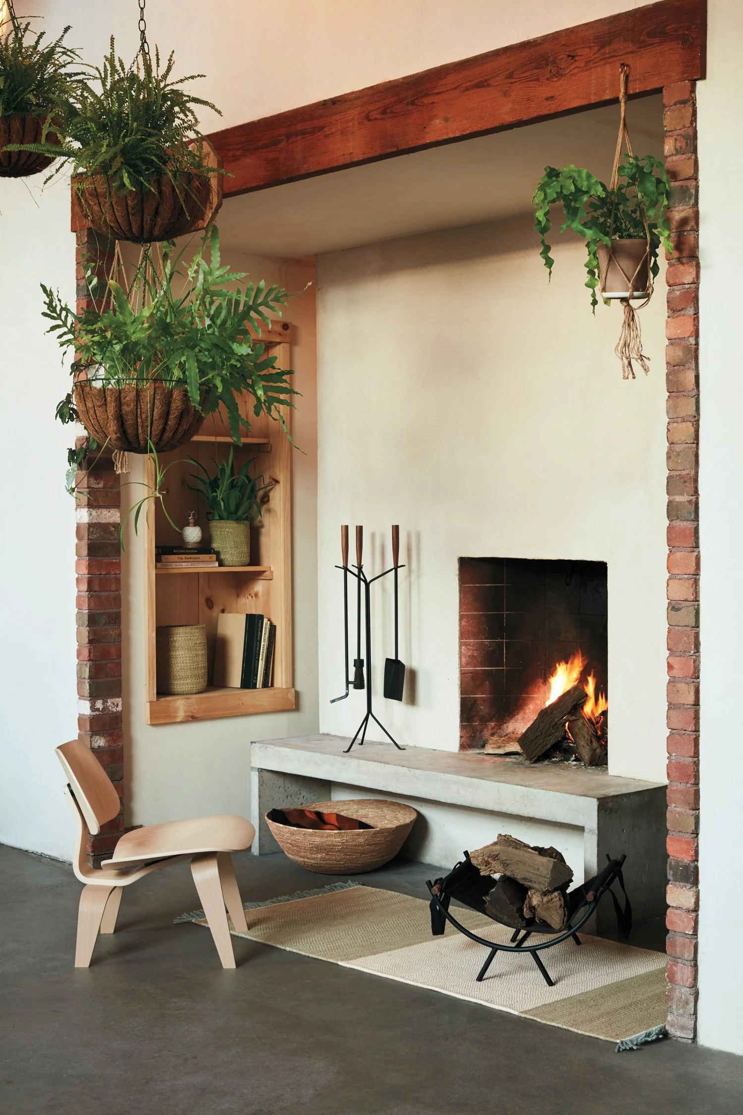 HM_Bushwick_07_Fireplace_039-hero-w.jpg