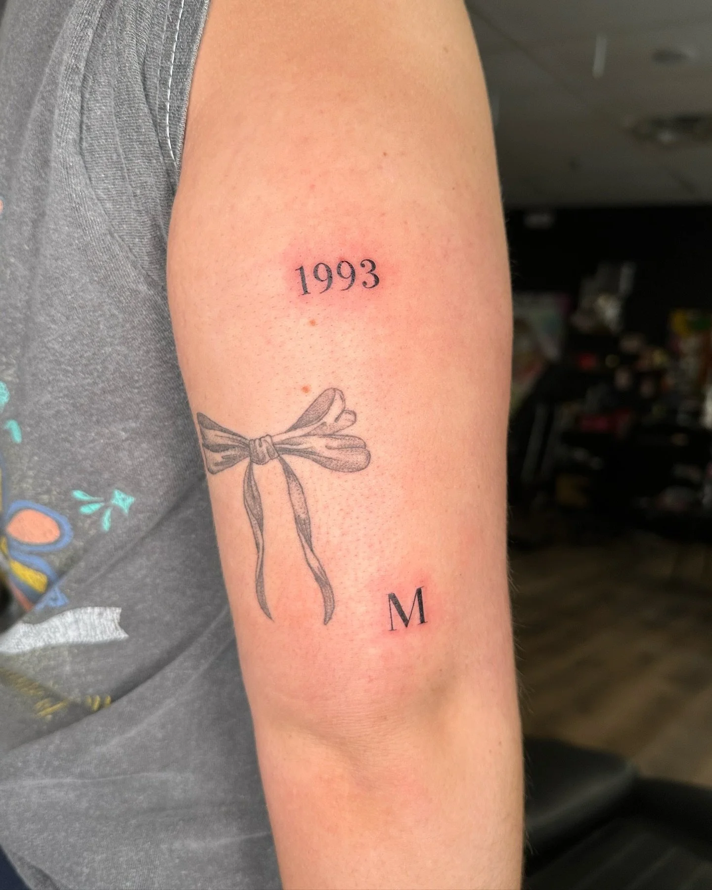 Two super sweet pieces for Liv ❤️
Thank you so much for working with me on these!! (Plus peep the stunning healed @angela.nichole.ink piece)
Booking December @darkartstattoomd just send a DM or my booking form to grab a spot! 
#baltimoretattoos #ma