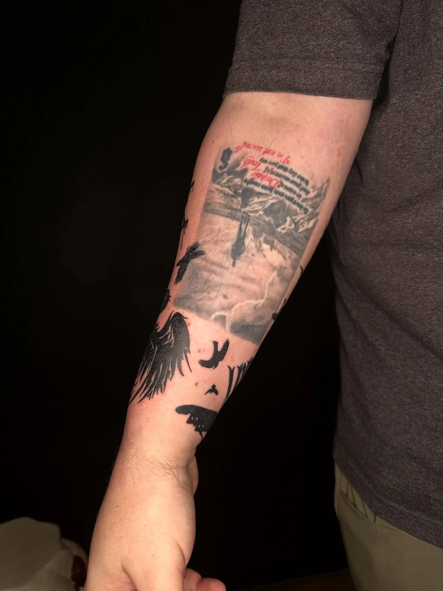 A collection of band pieces for Chris to make one killer forearm composition!! Thanks for trusting me with all of these!🤘🦅🎸

Booking October and November @darkartstattoomd just send a DM or my booking form for a spot💖