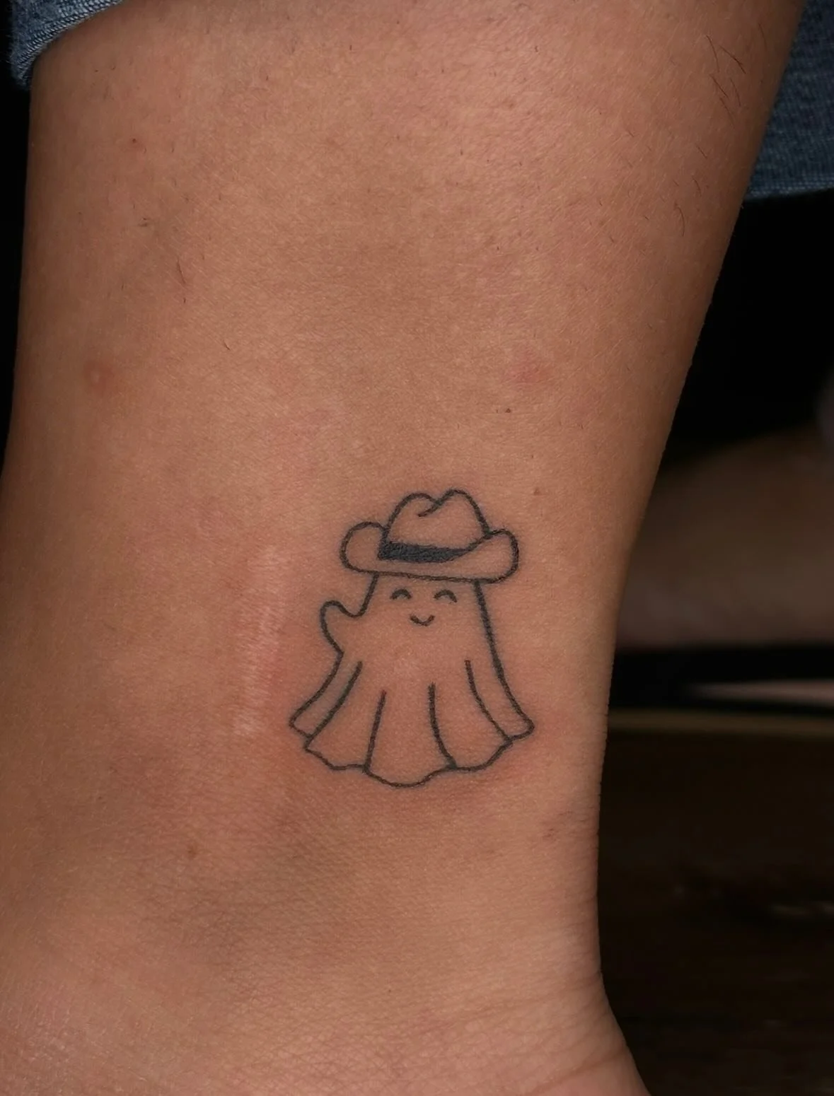 Kicked off spooky season with a bang!! Lil cowboy ghost for Avery-Grey!!👻🤠🎃

Booking October and November @darkartstattoomd just send a DM or my booking form for a spot💖