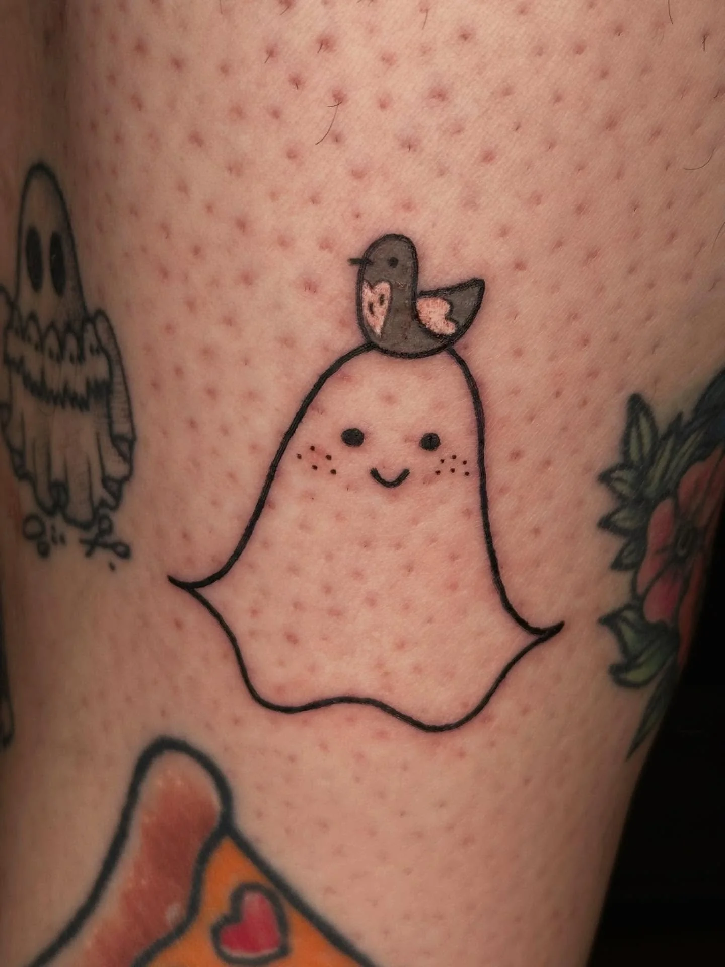 Lil ghostie from my Halloween flash for Stepf!!!!👻🐦💗

Booking January and February @darkartstattoomd just send a DM or my booking form for a spot💖
