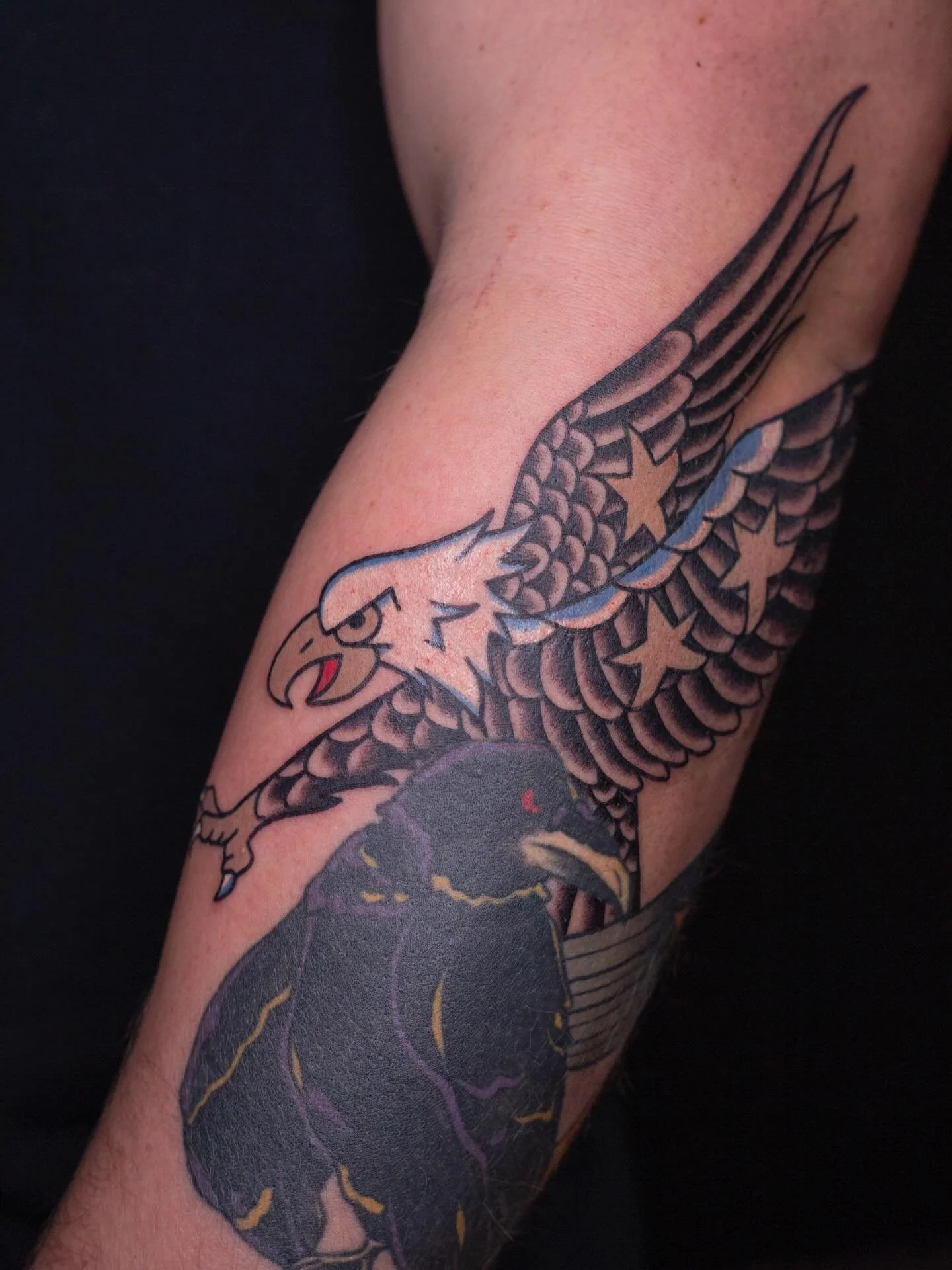 Finished Joey&rsquo;s bird gang sleeve with a traddy Caps Eagle!!!🦅🏒💗

Booking January and February @darkartstattoomd just send a DM or my booking form for a spot💖