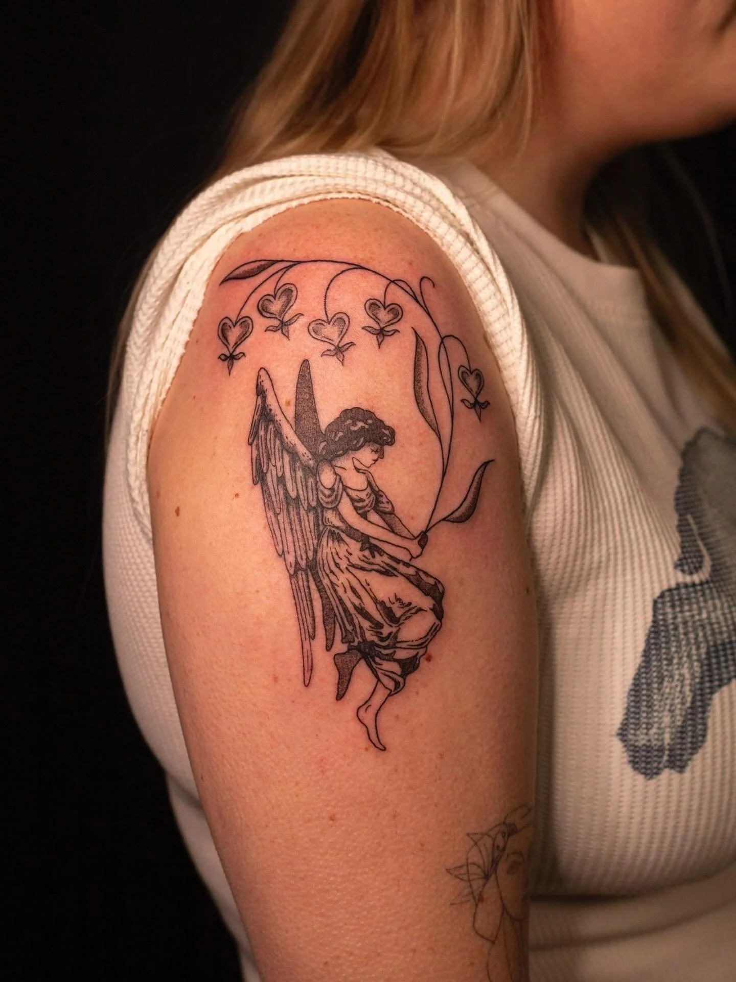 I got to do this sweet lil angelic lady and a cutie text piece for Jaime and I LOVE how they turned out!!!😇🌱💗

Booking March and April @darkartstattoomd just send a DM or my booking form for a spot💖