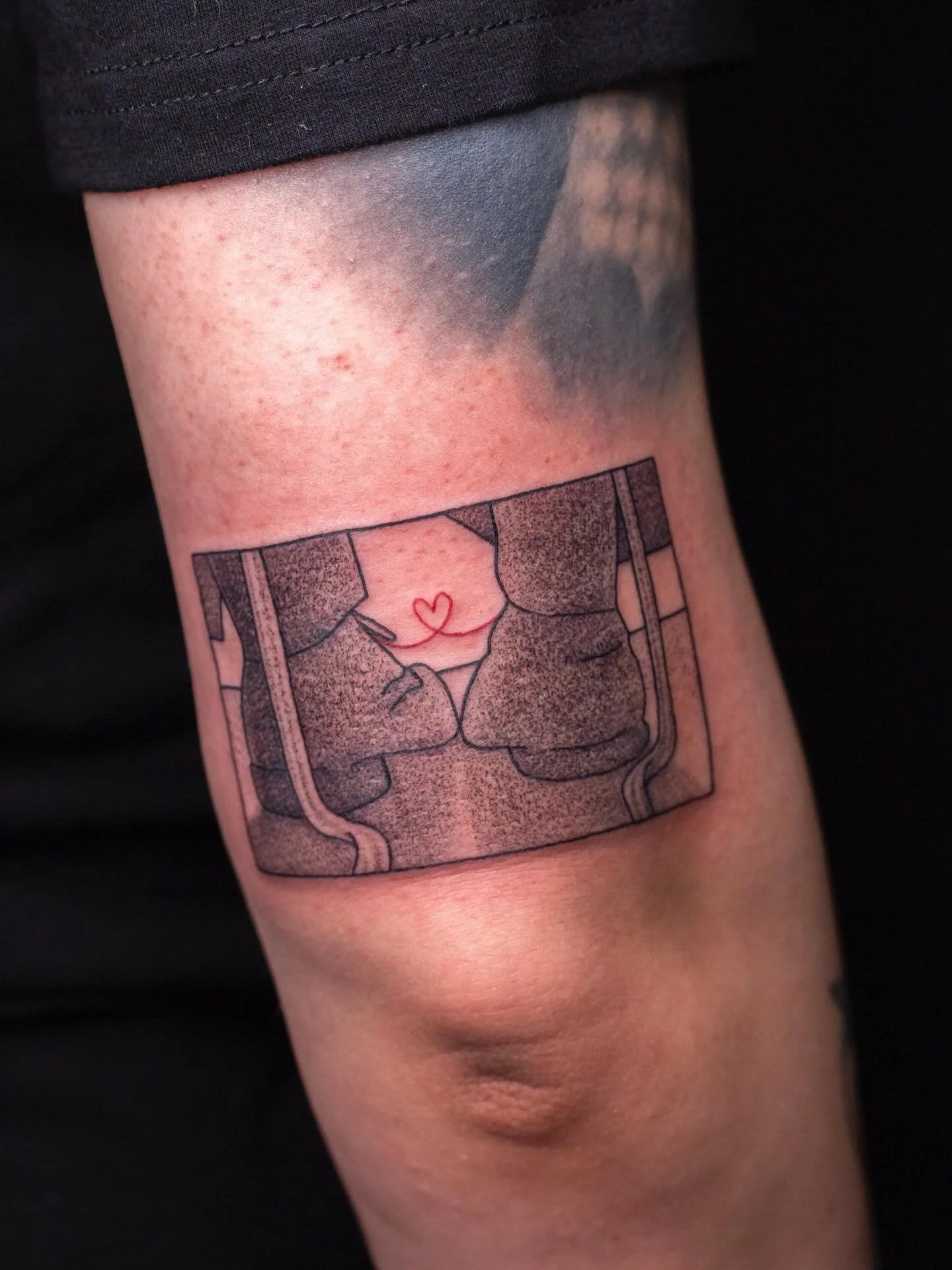 Do you know the references???👀💖

I got to work on these three heated rivalry inspired pieces for Amanda and I am so happy with how they turned out!!! Thank you for working with me on these!!

I love when I get to do multiple pieces in one sitting, 