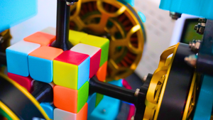 Rubik's Cube Solving Robot 2.0 — Aaed Musa