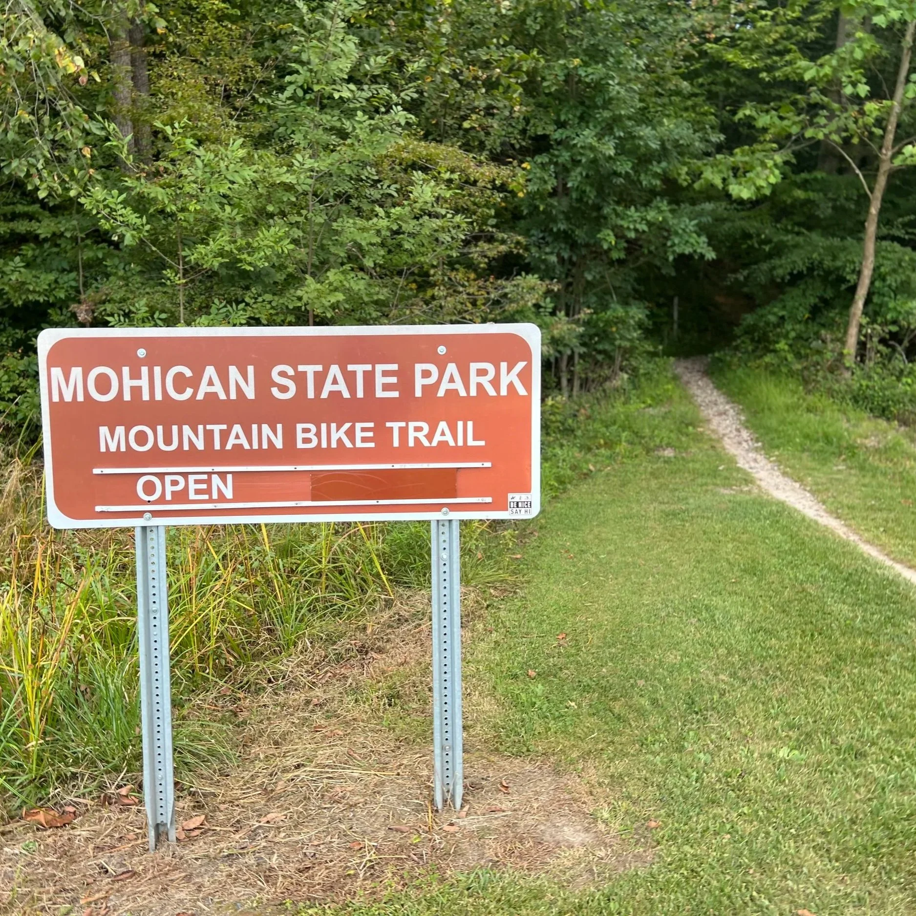 Trail Entrance (Copy)
