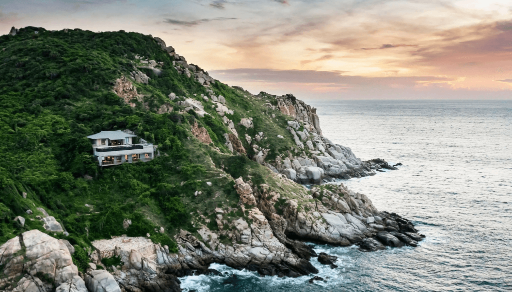 Ocean pool residence at Amanoi resort in Nui Chua National Park Vietnam with private infinity pool and panoramic views of Vinh Hy Bay