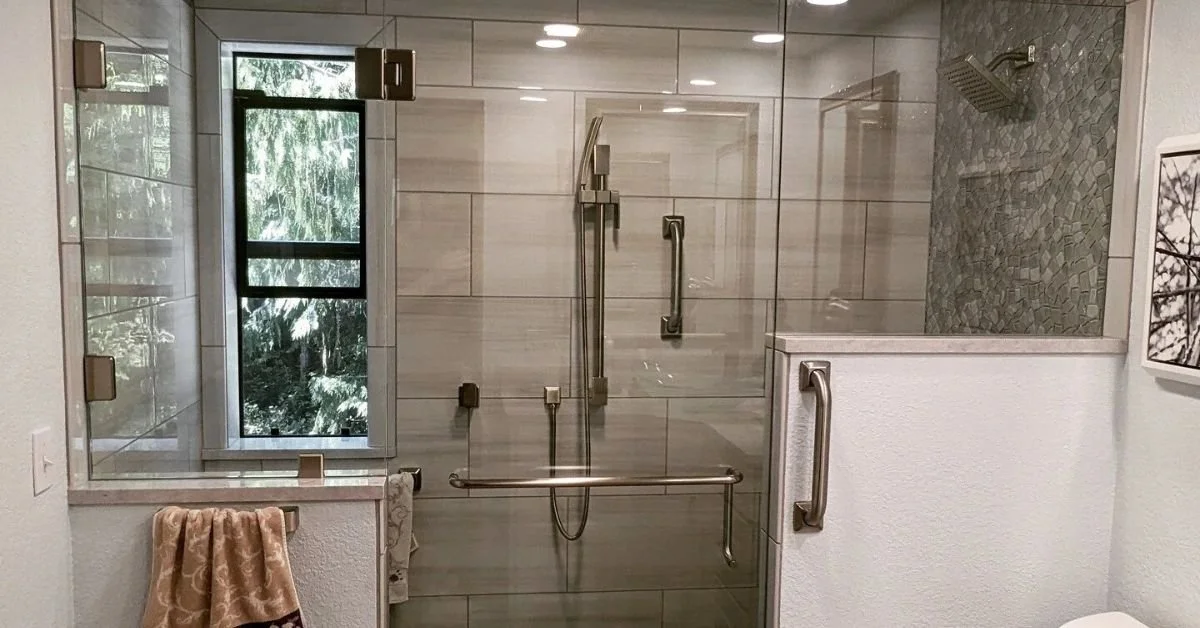 10 Benefits of Installing a Glass Shower Enclosure