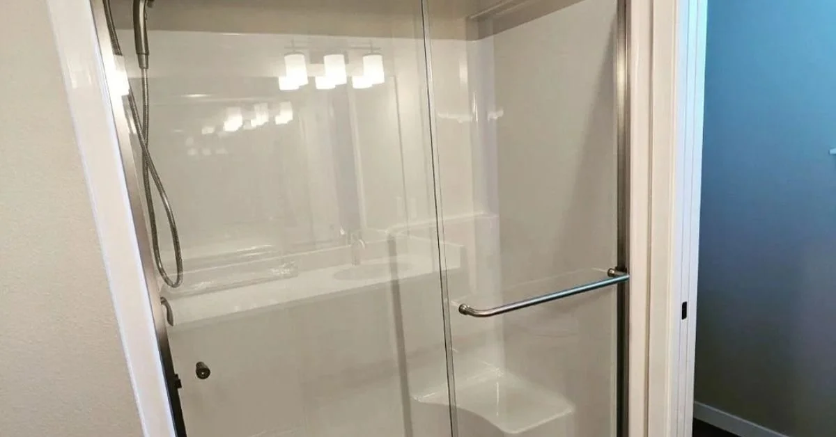 10 Benefits of Installing a Glass Shower Enclosure
