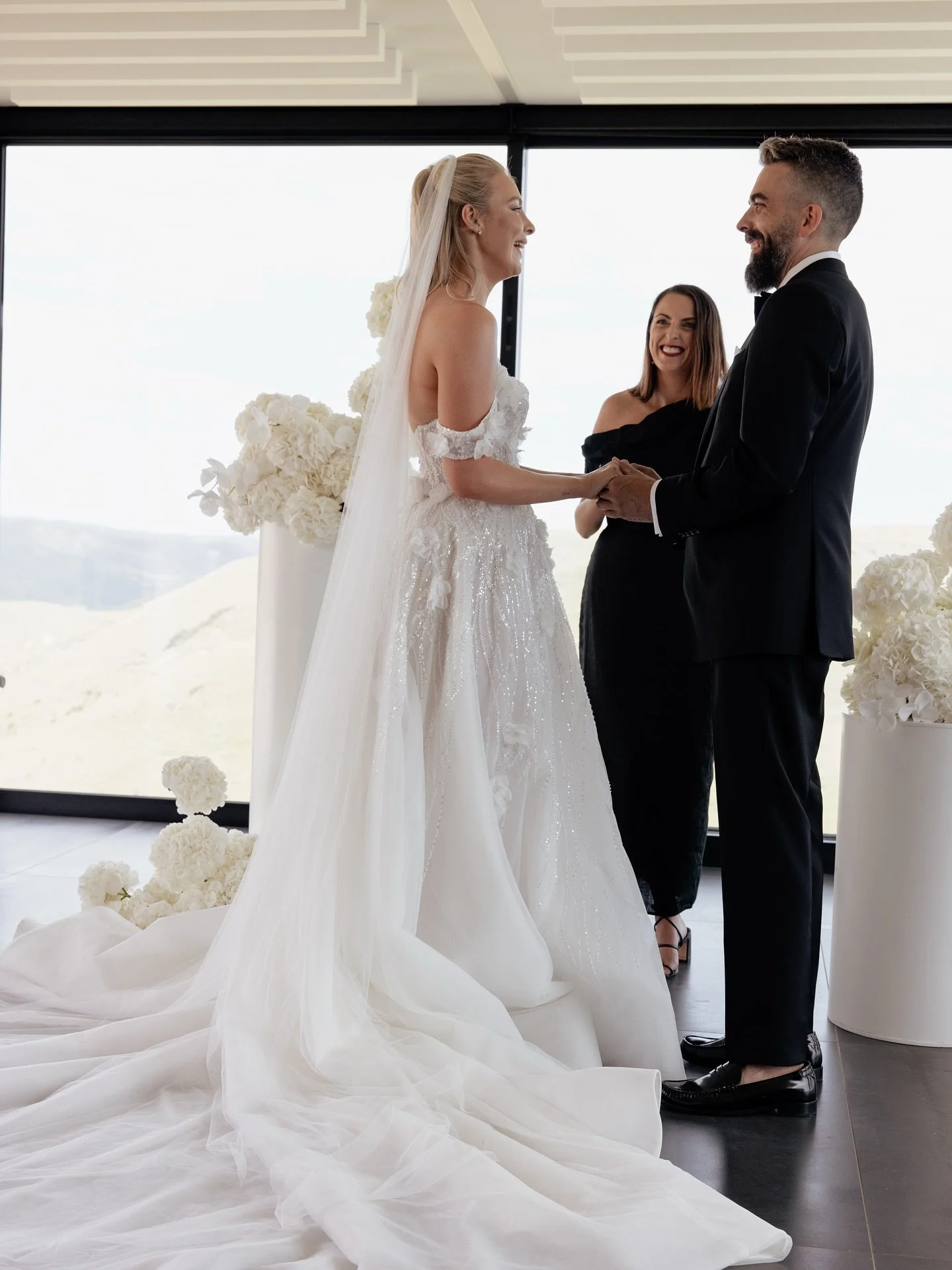 There&rsquo;s such a beauty in ceremonies that feel relaxed and deeply meaningful all at once. Jessy and Brendon&rsquo;s was magic ✨🤍

Bride: @jessy.odwyer 
Photographer: @sapphirestudios___ 
Venue: @parihoa_ 
Hair: @boutiquebride 
Planner and flora