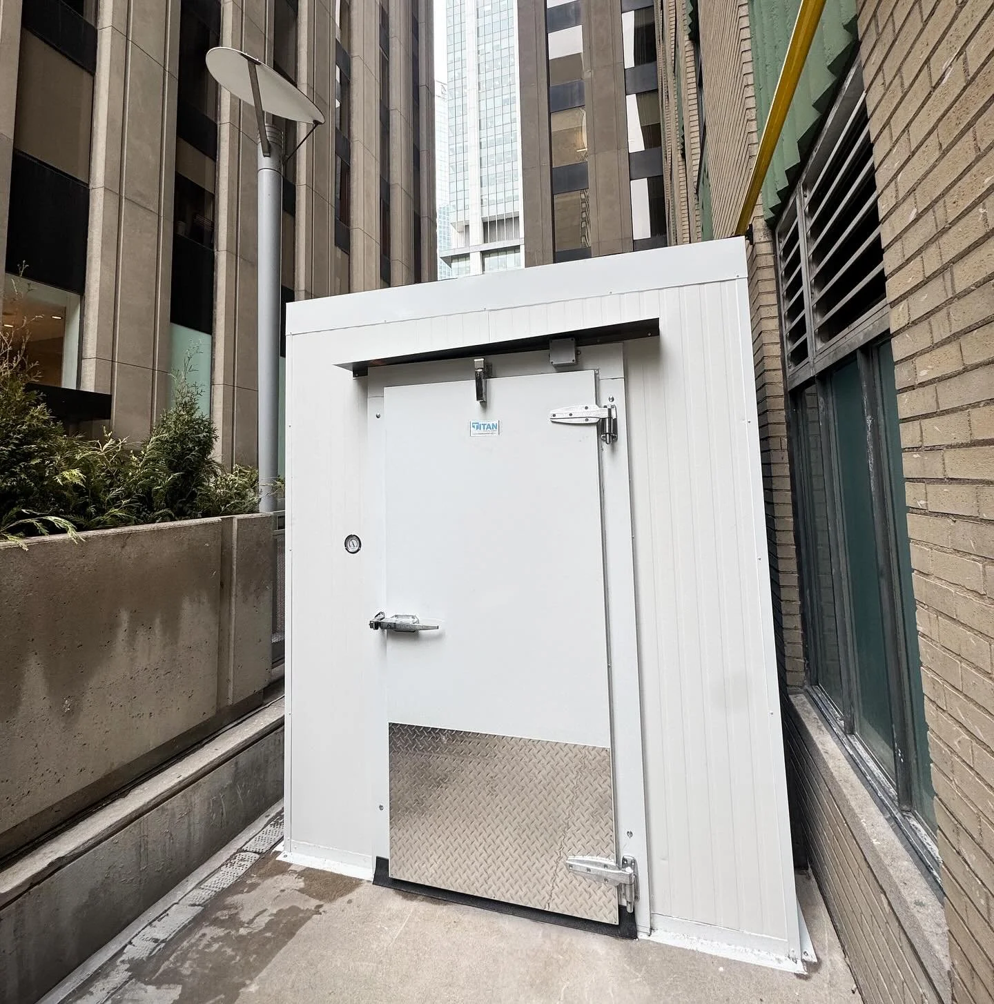 Another project in the books! This outdoor walk-in cooler came together using 6&rdquo; Kingspan panels and Trenton equipment &mdash; solid insulation, clean look, and built to handle the elements.