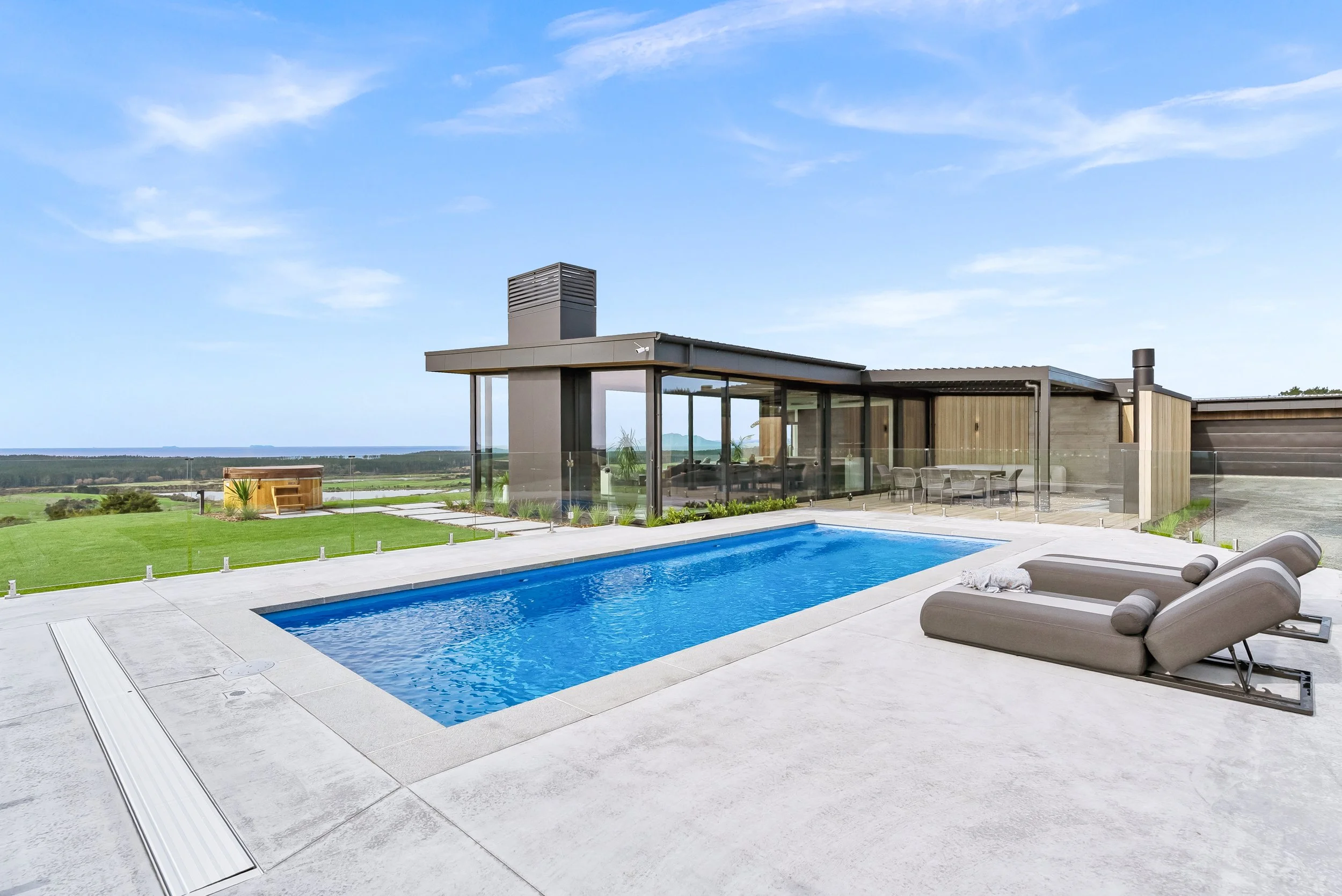 396 Ocean View Road-4.jpg