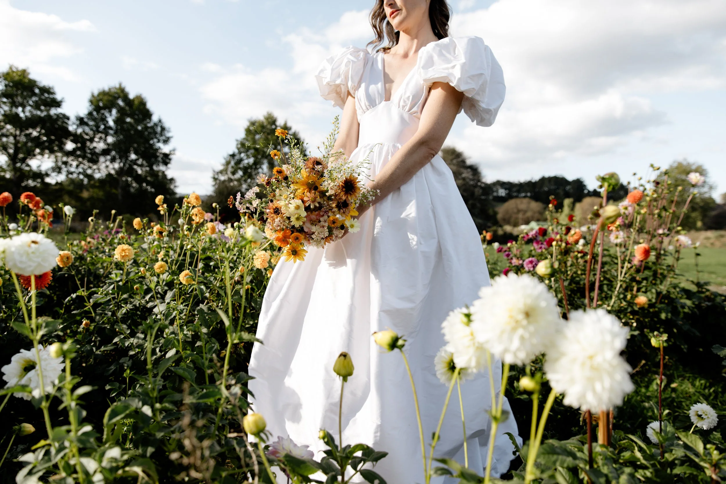 REAL WEDDING - AMONG THE DAHLIAS