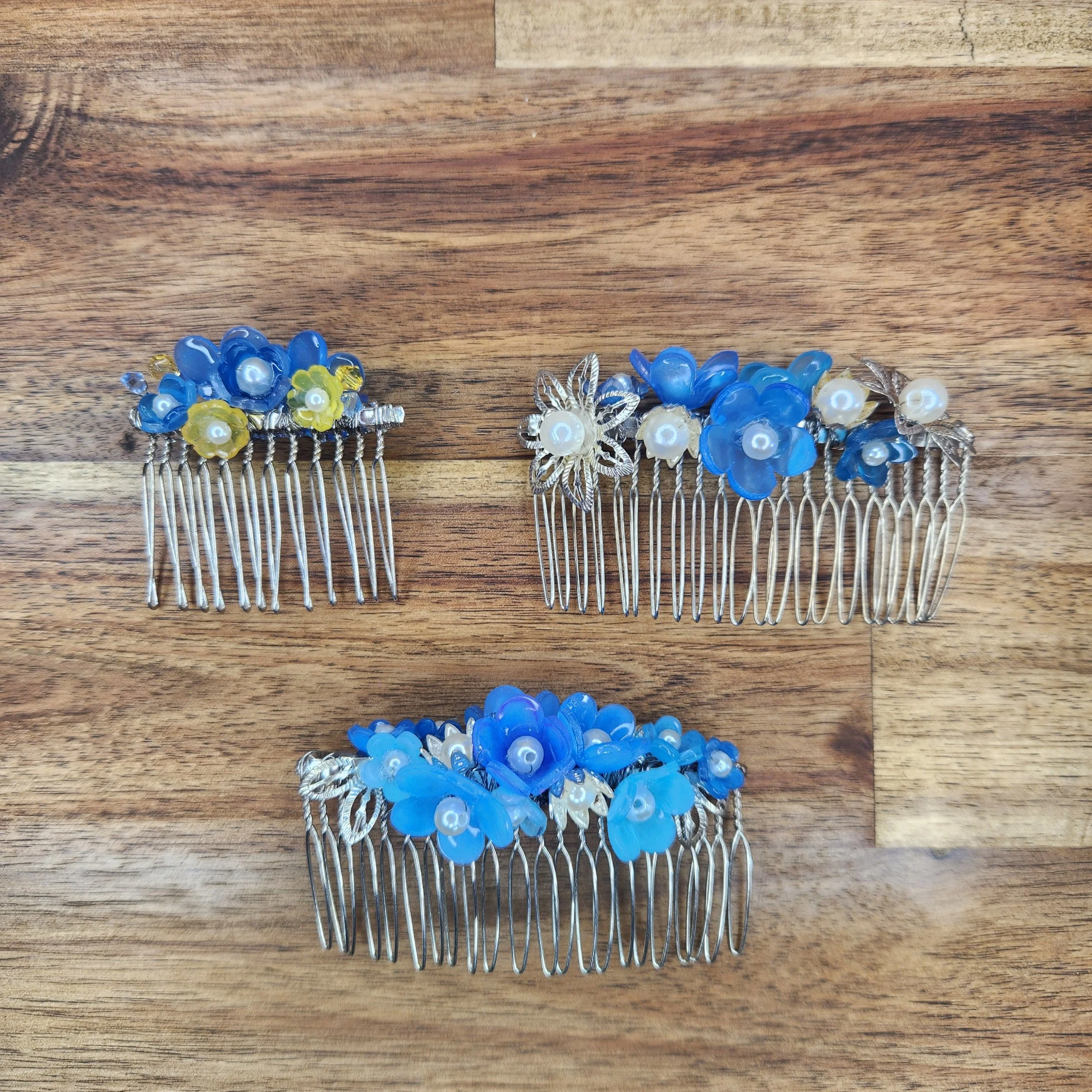 Resin Floral Hair Combs - Blues
