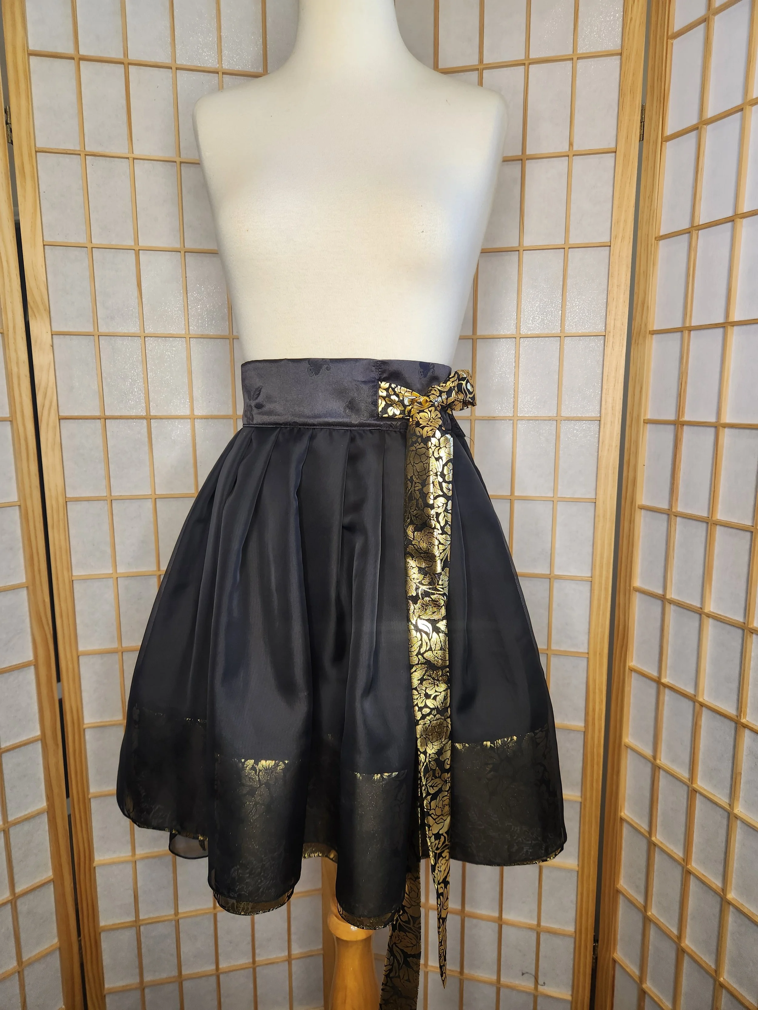 Contemporary Hanbok Skirt - Black & Gold V3