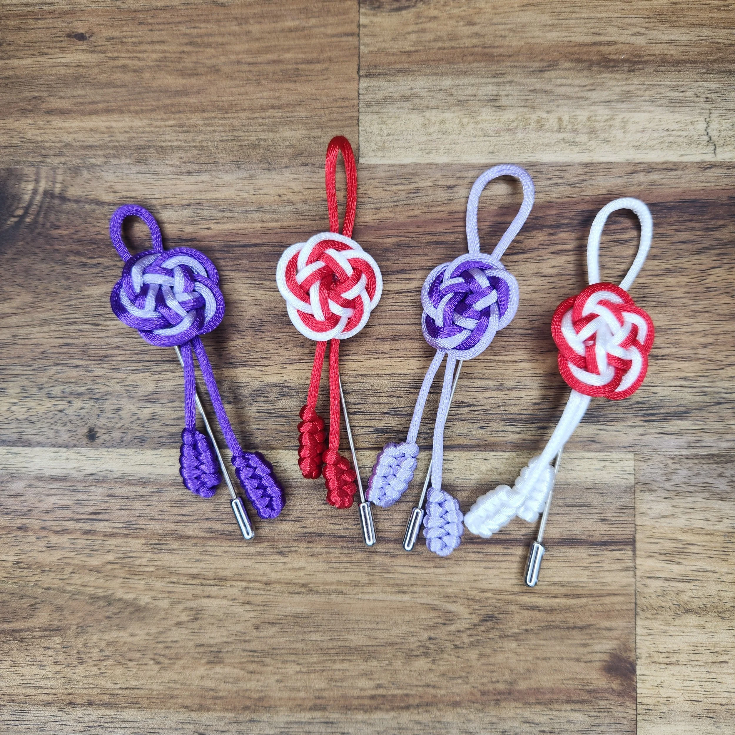 Maedup Brooches/Pins - 2 Colours