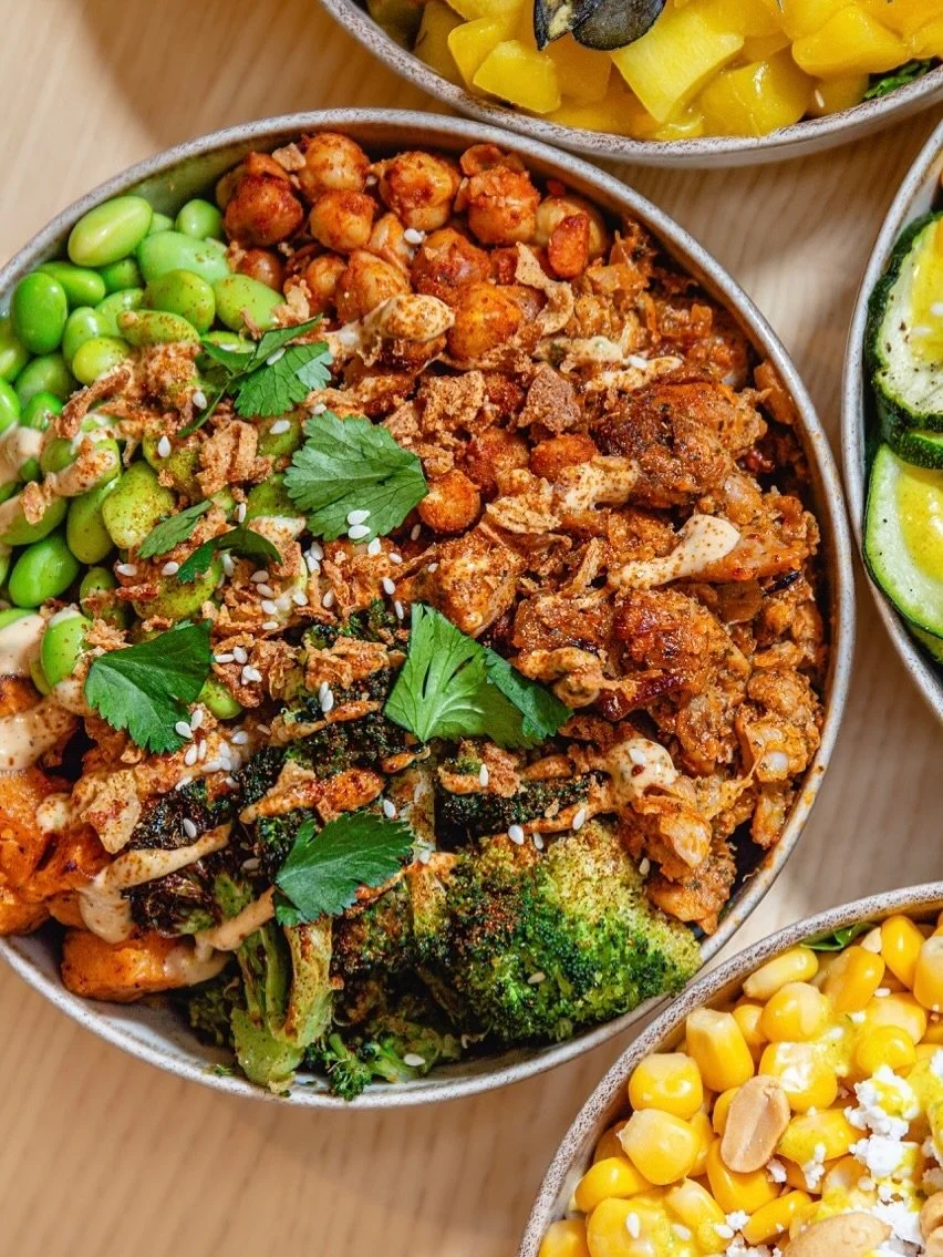 greek vibes only 🇬🇷
protein-packed. mediterranean. fresh af.
gyros gains oder greek crunch &ndash; beide liefern flavour &amp; balance in jedem bite.
perfekt nach dem workout. perfekt f&uuml;rs office.

#plantpowered #flexfocused #hamburgeats #heal