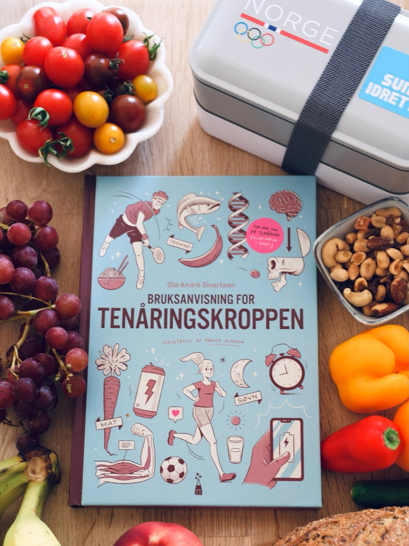 Ten&aring;ringer vet jo det aller meste best selv😉 S&aring; kanskje er det denne boken du skal gi i julegave til en ten&aring;ring eller noen som har en ten&aring;ring i huset, s&aring;nn at det ogs&aring; blir sant?

For noen &aring;r siden var i f