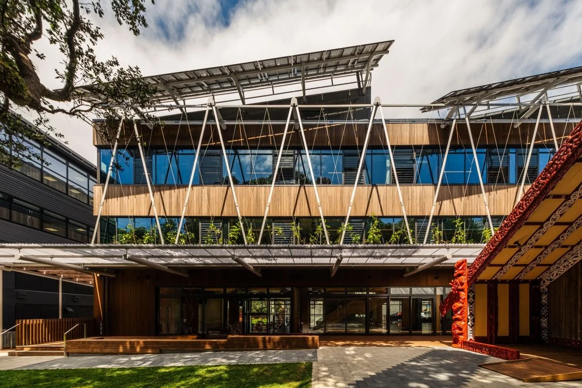 Shaping the Future of Energy: Best Grid-Connected PV Systems 2025