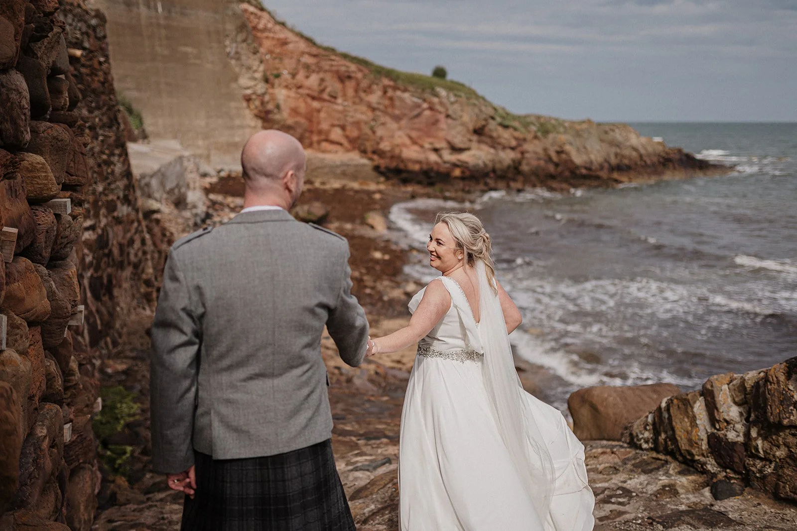 cow-shed-crail-wedding-dearlyphotography-lauren-ryan (545 of 802)_websize.jpg