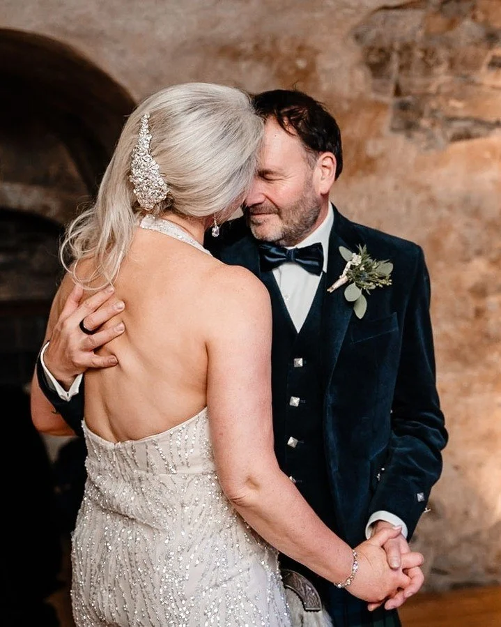 Smitten with the moments from J&amp;C's beautiful day. Here's a glimpse! 😍

wedding photographer scotland - timeless photography - just engaged - scotland wedding photographer - neidpath castle