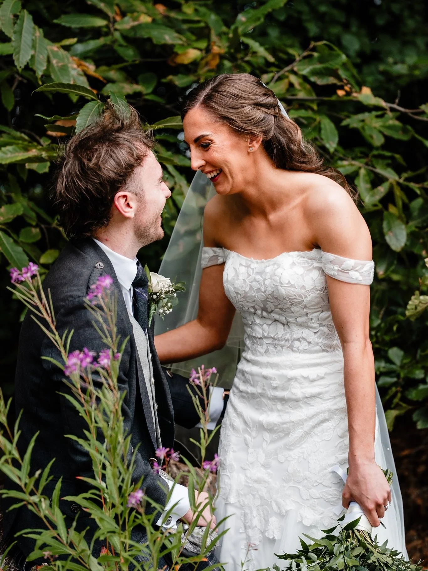 Unscripted joy. This is what happens when you just relax and enjoy the day. Non-stop laughter from start to finish. 

My kind of energy.

Gleddoch Golf Resort | Scottish wedding photographer | wedding photographer Glasgow | Gleddoch wedding