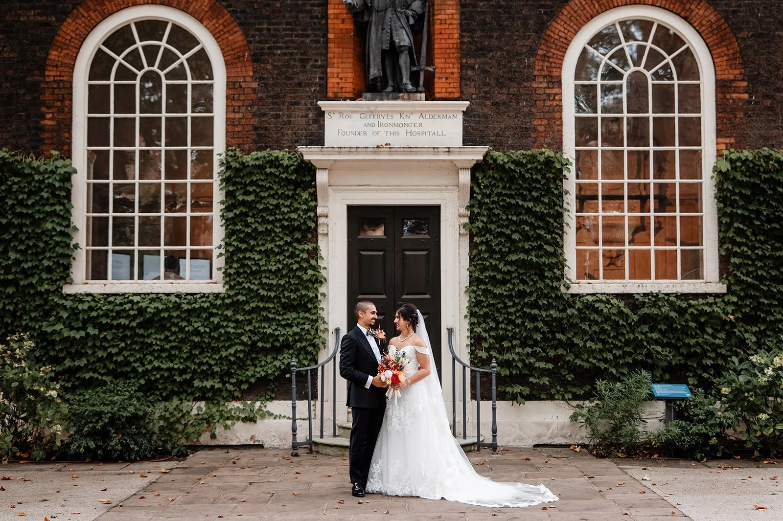 museum-of-the-home-wedding-london-sept2024-dearlyphotography (550 of 752)_websize.jpg