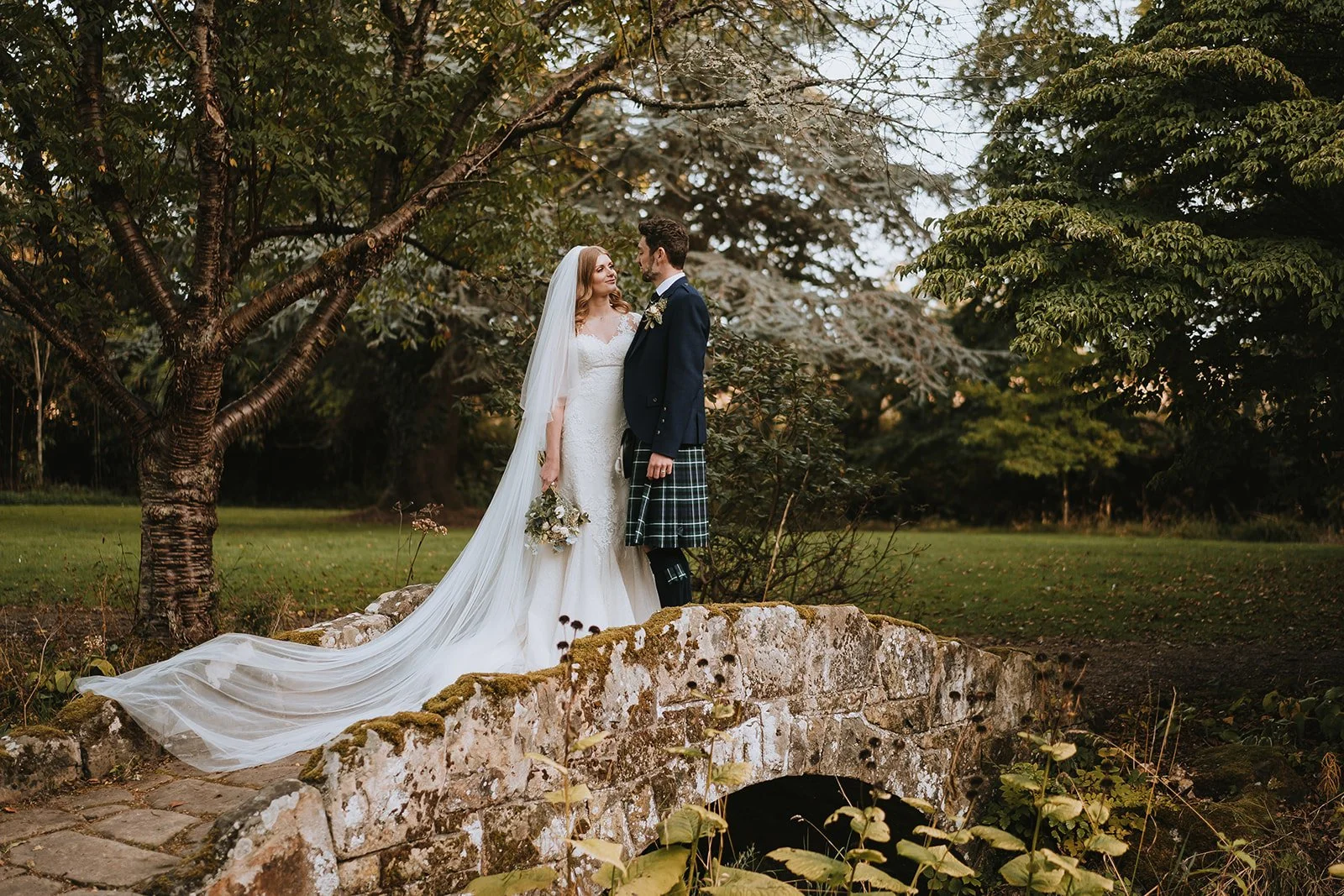 rachel-matt-rufflets-st-andrews-wedding-dearlyphotography-320_websize.jpg