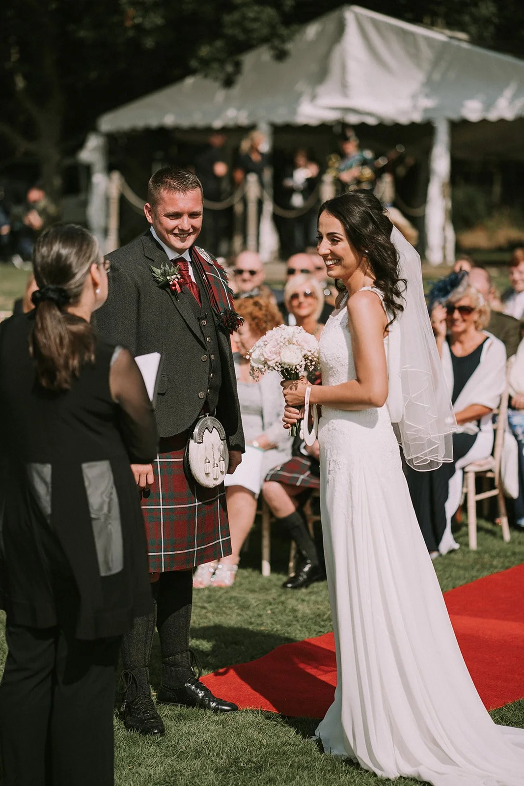loch_lomond_waterfront_wedding_alice_colin_dearlyphotography (130 of 522)_websize.jpg