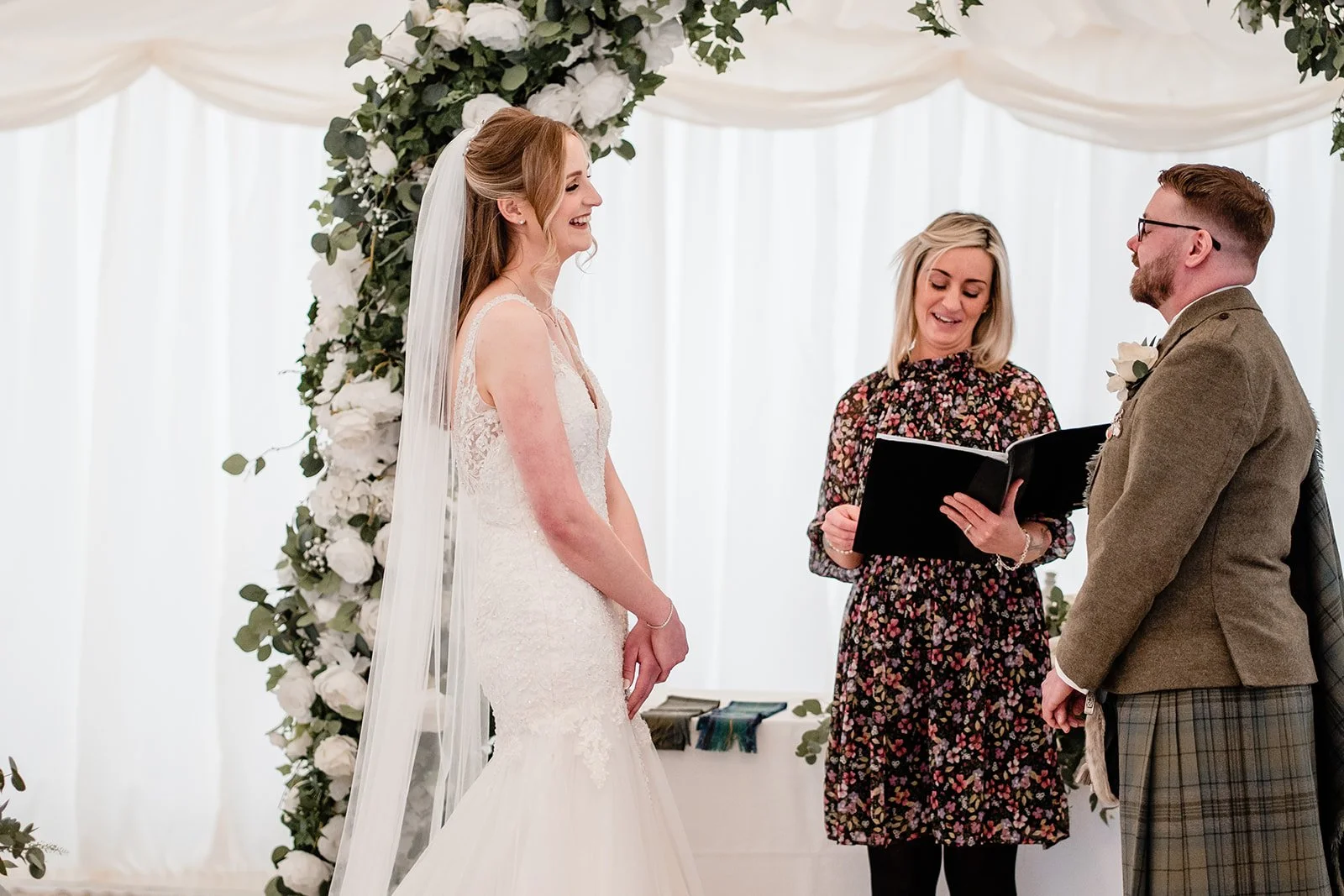 cornhill-castle-wedding-spring2023-dearlyphotography (166 of 660)_websize-2.jpg