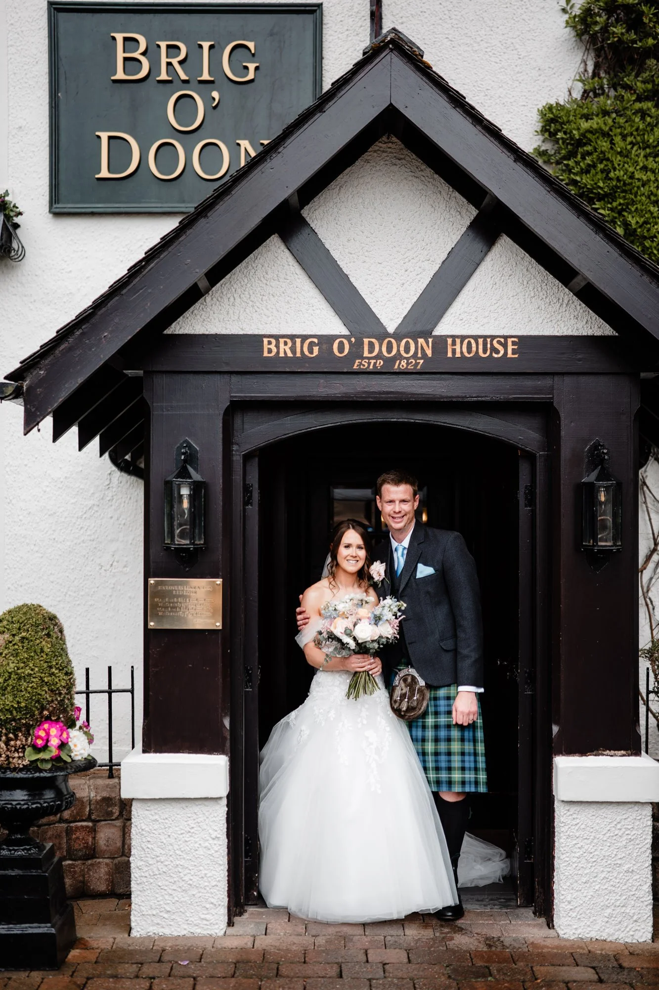 brig-o-doon-wedding-april2025-dearlyphotography(16of38).jpg