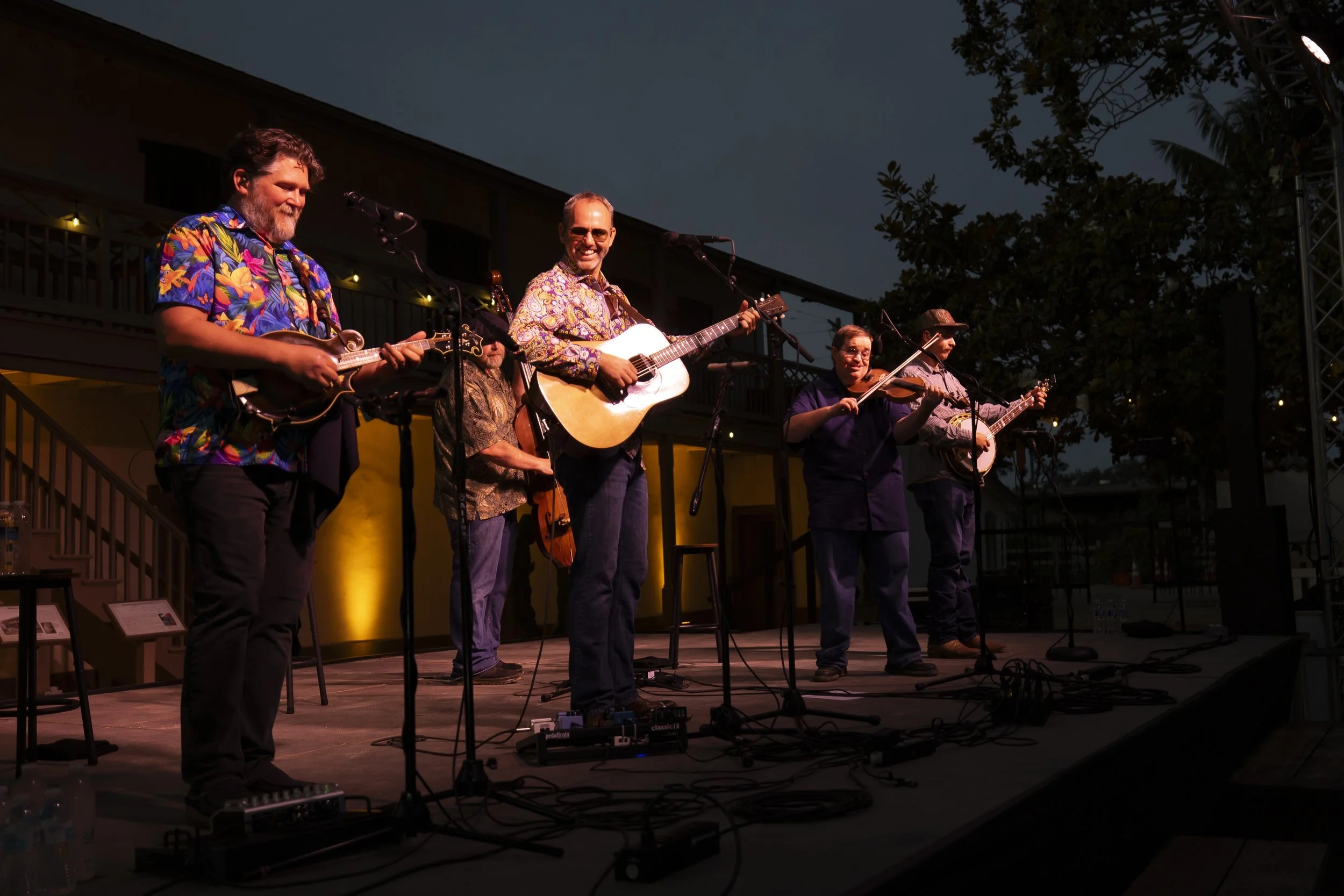 📸 James St. Vincent