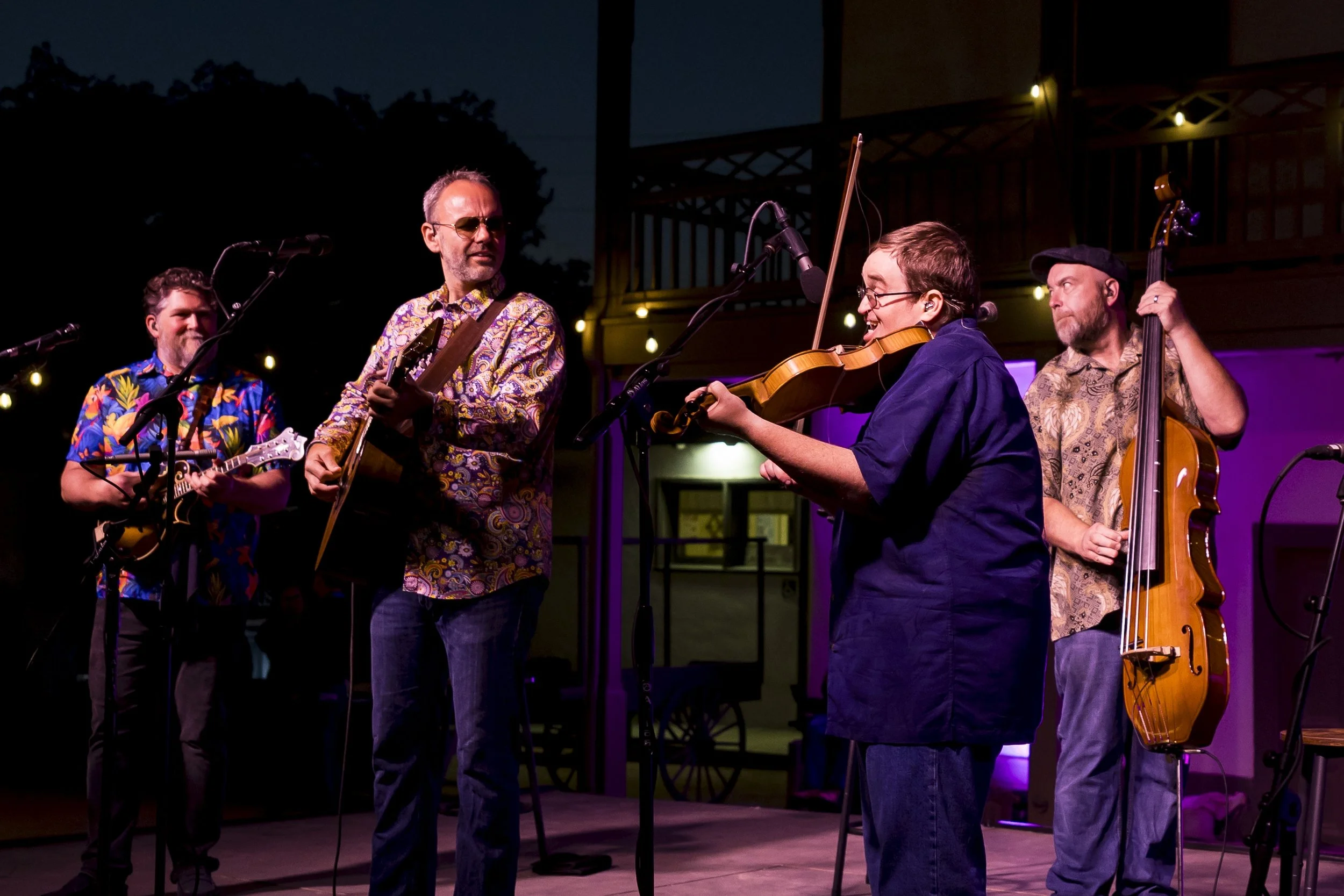 📸 James St. Vincent