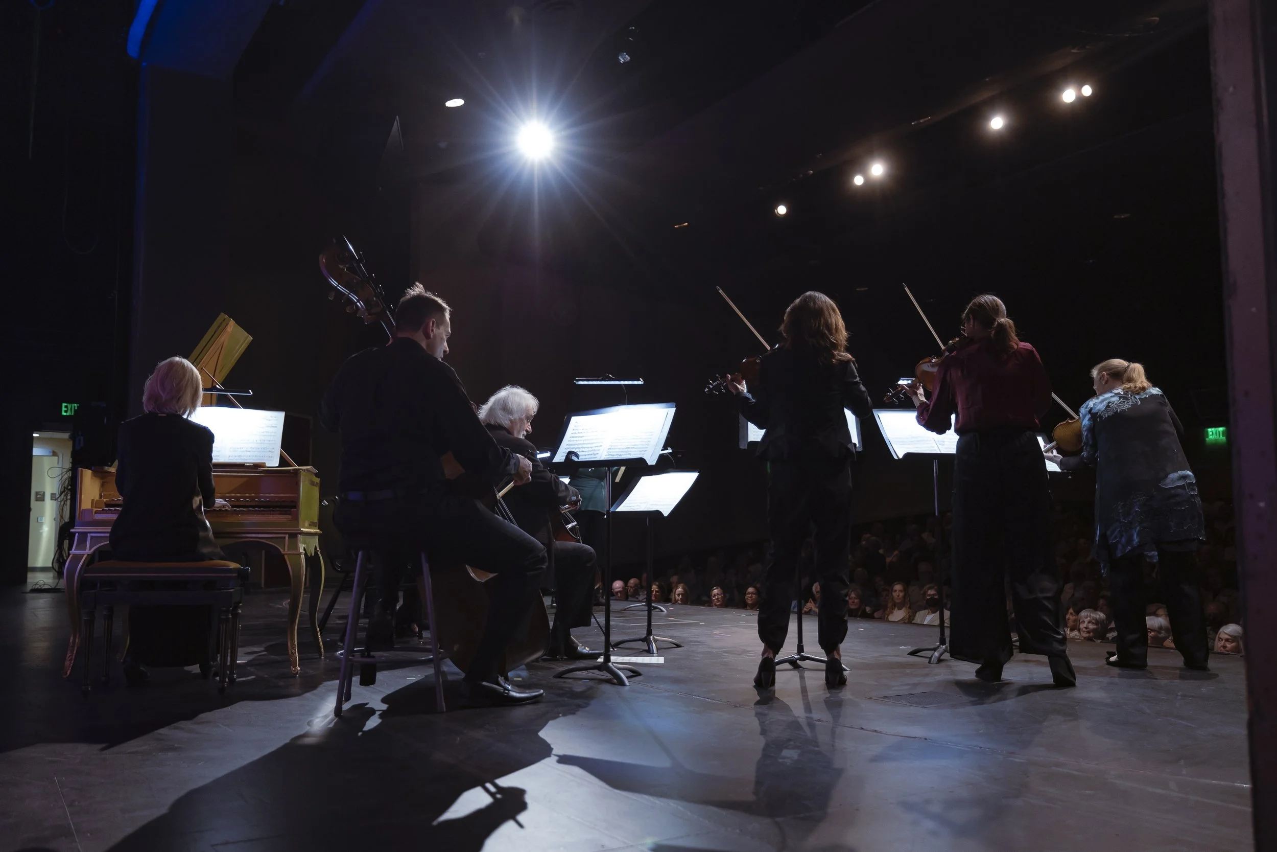 📸 James St. Vincent