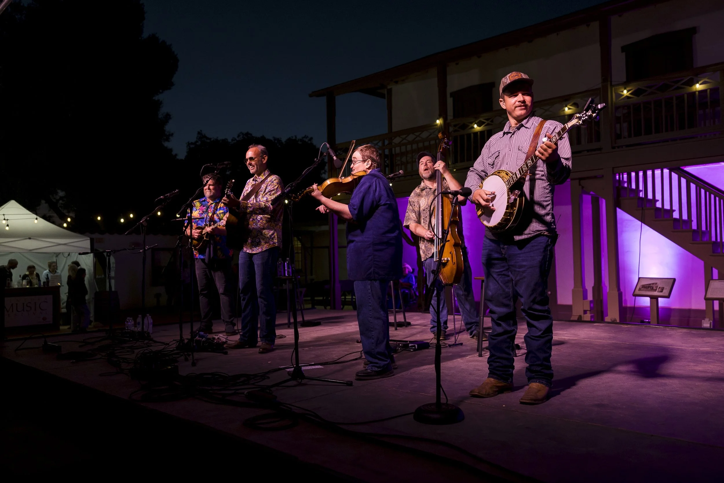 📸 James St. Vincent