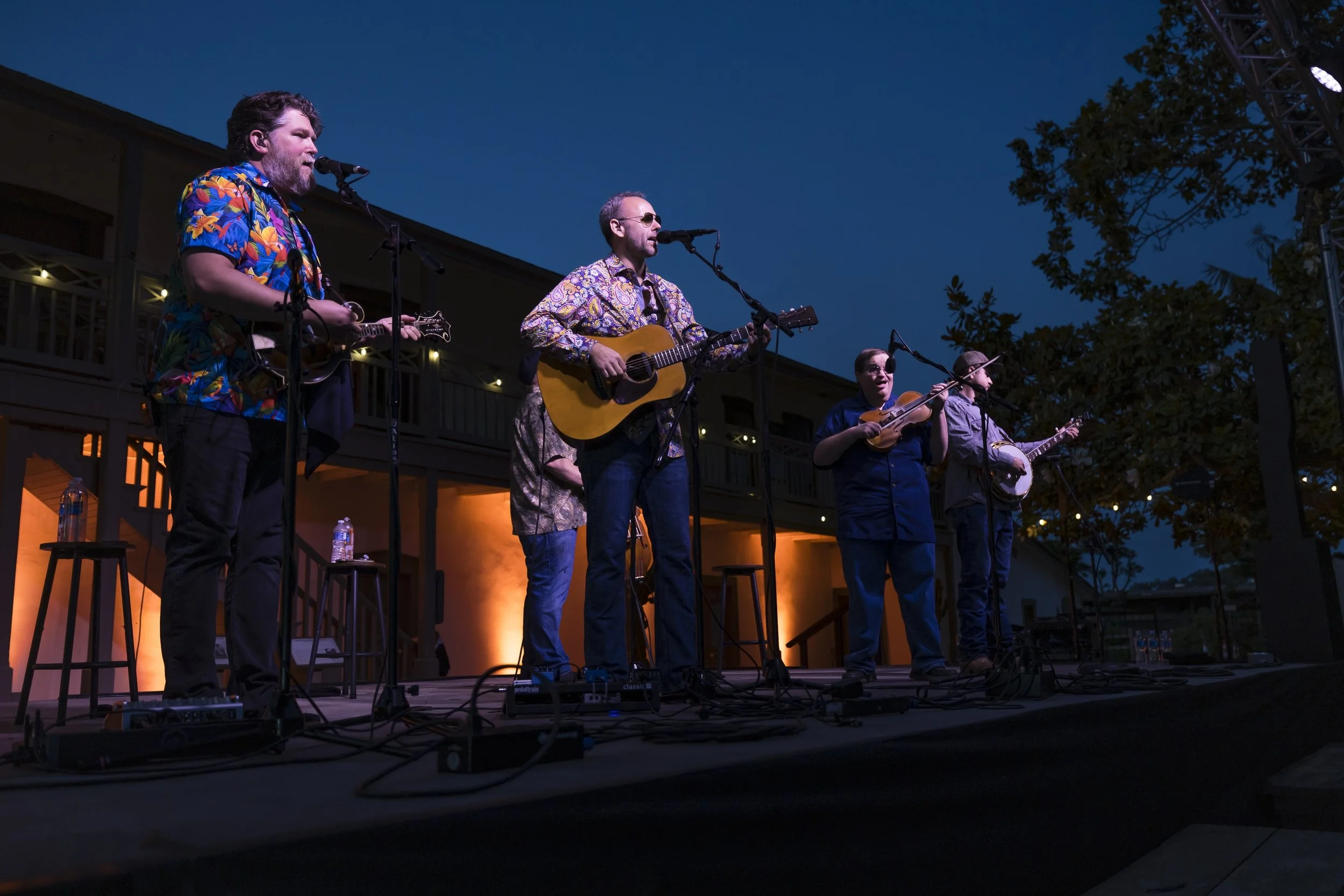 📸 James St. Vincent