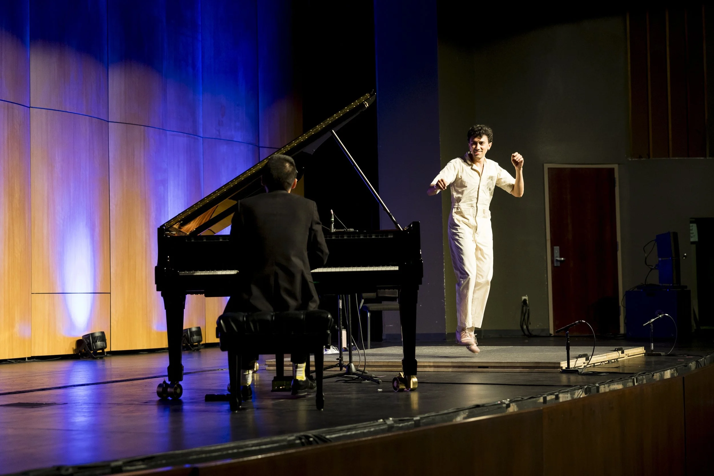 📸 James St. Vincent