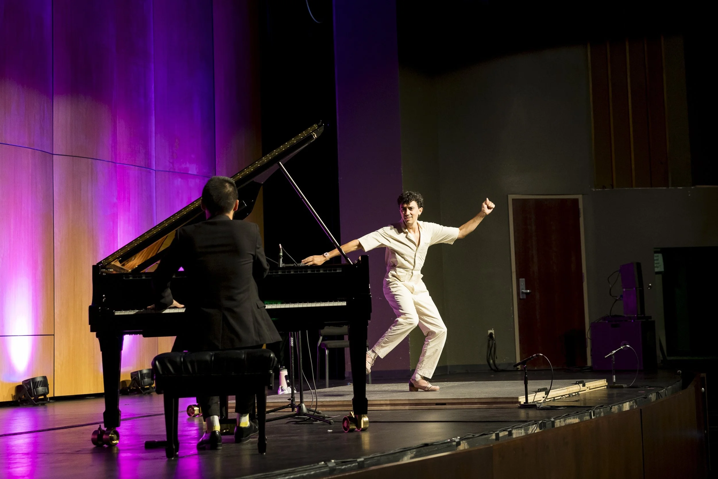 📸 James St. Vincent