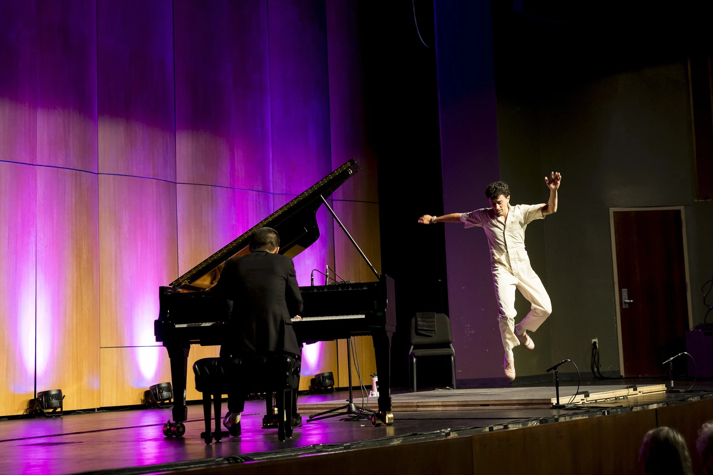 📸 James St. Vincent