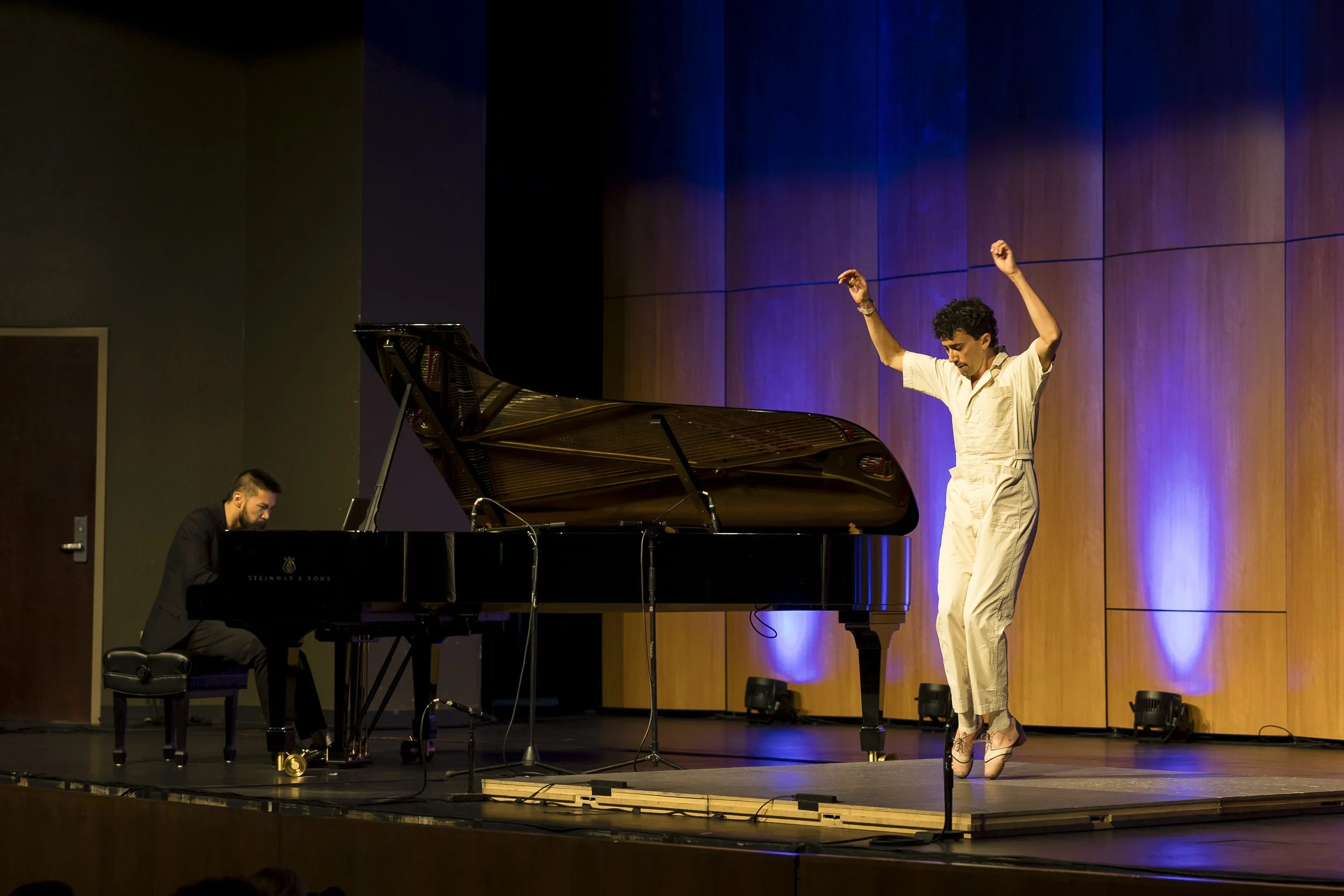 📸 James St. Vincent