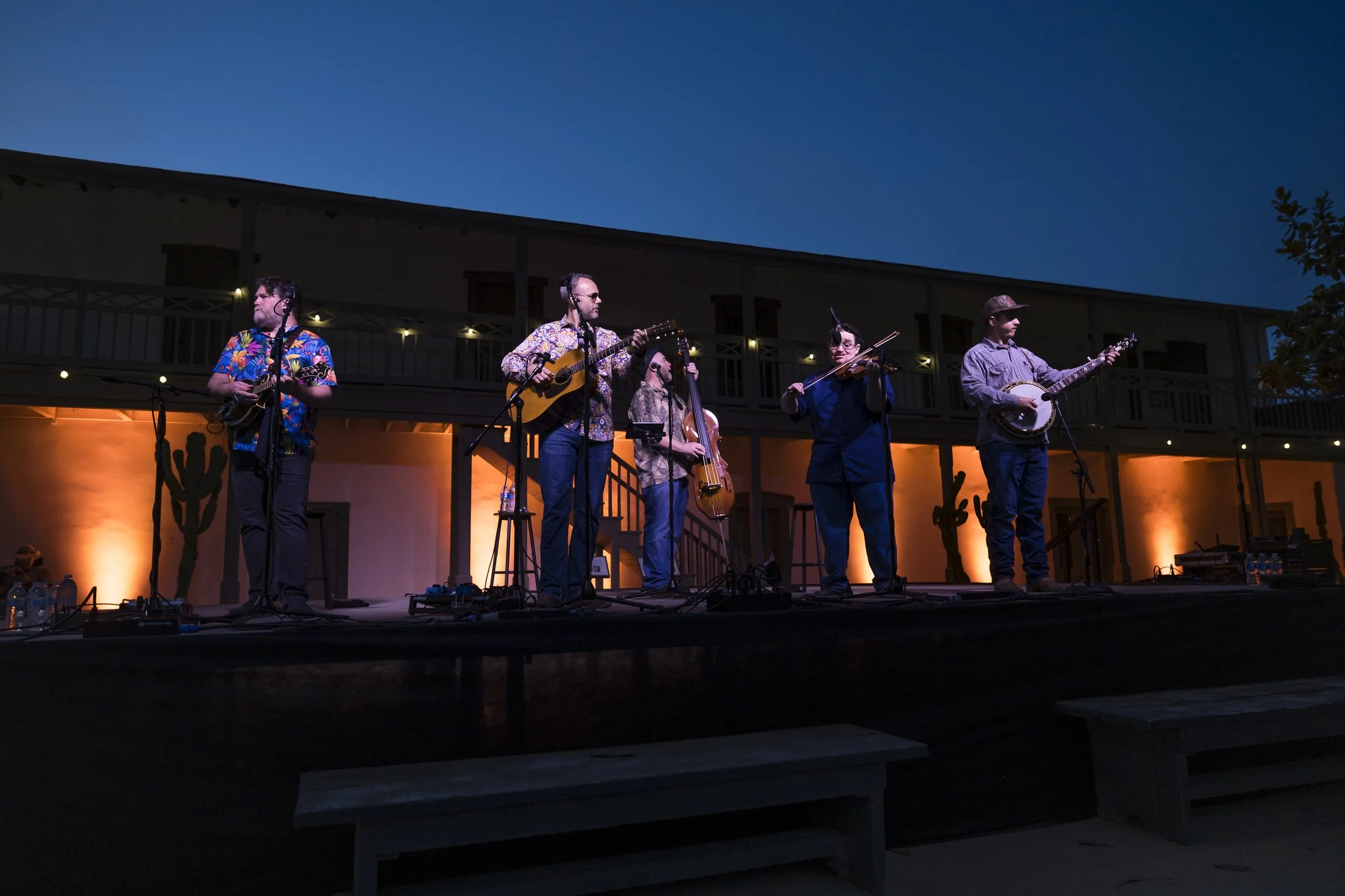 📸 James St. Vincent