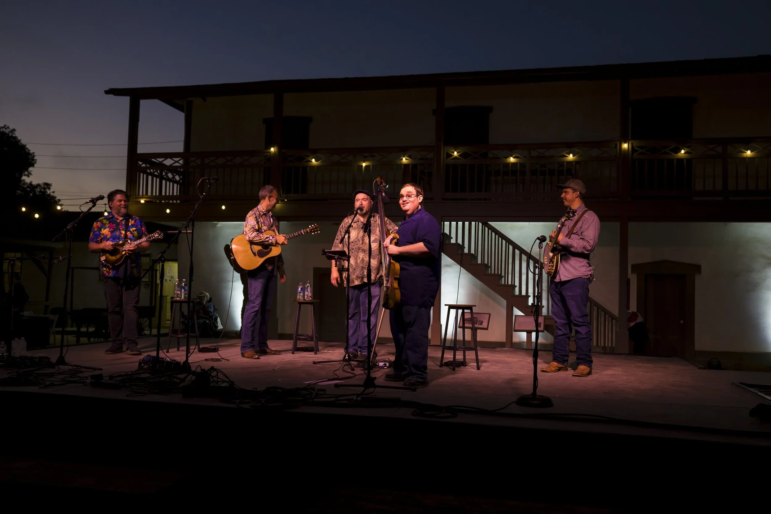 📸 James St. Vincent