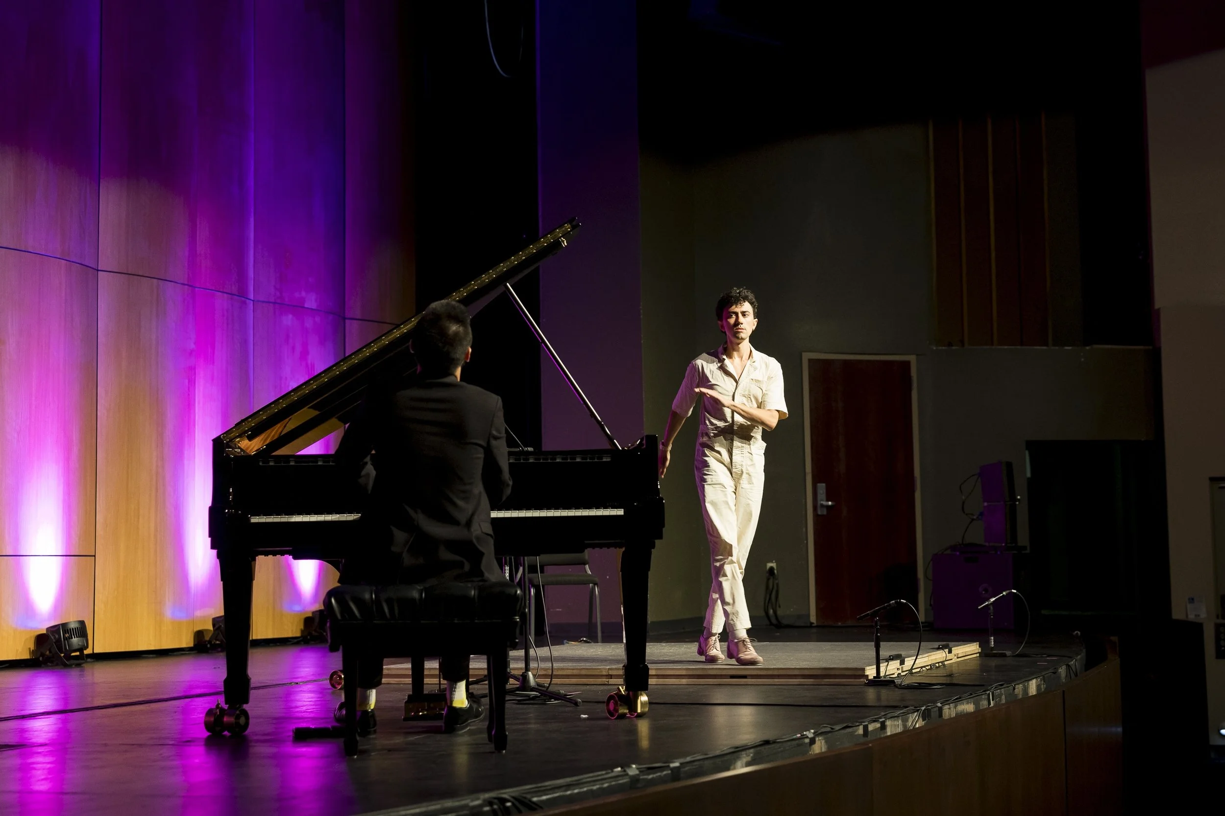 📸 James St. Vincent