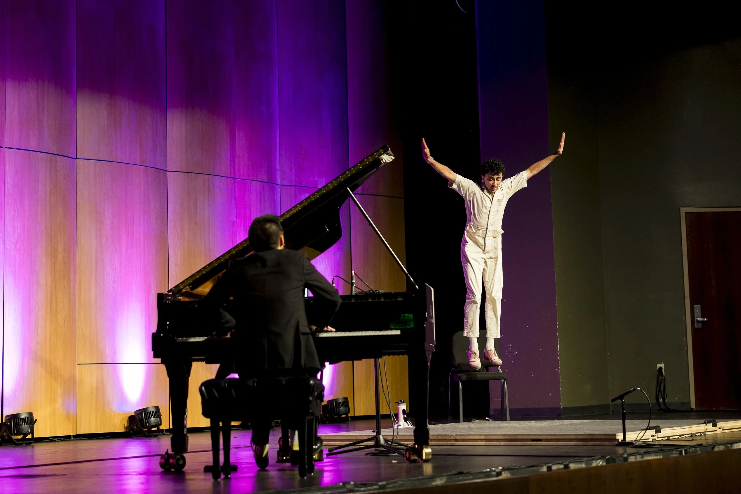 📸 James St. Vincent