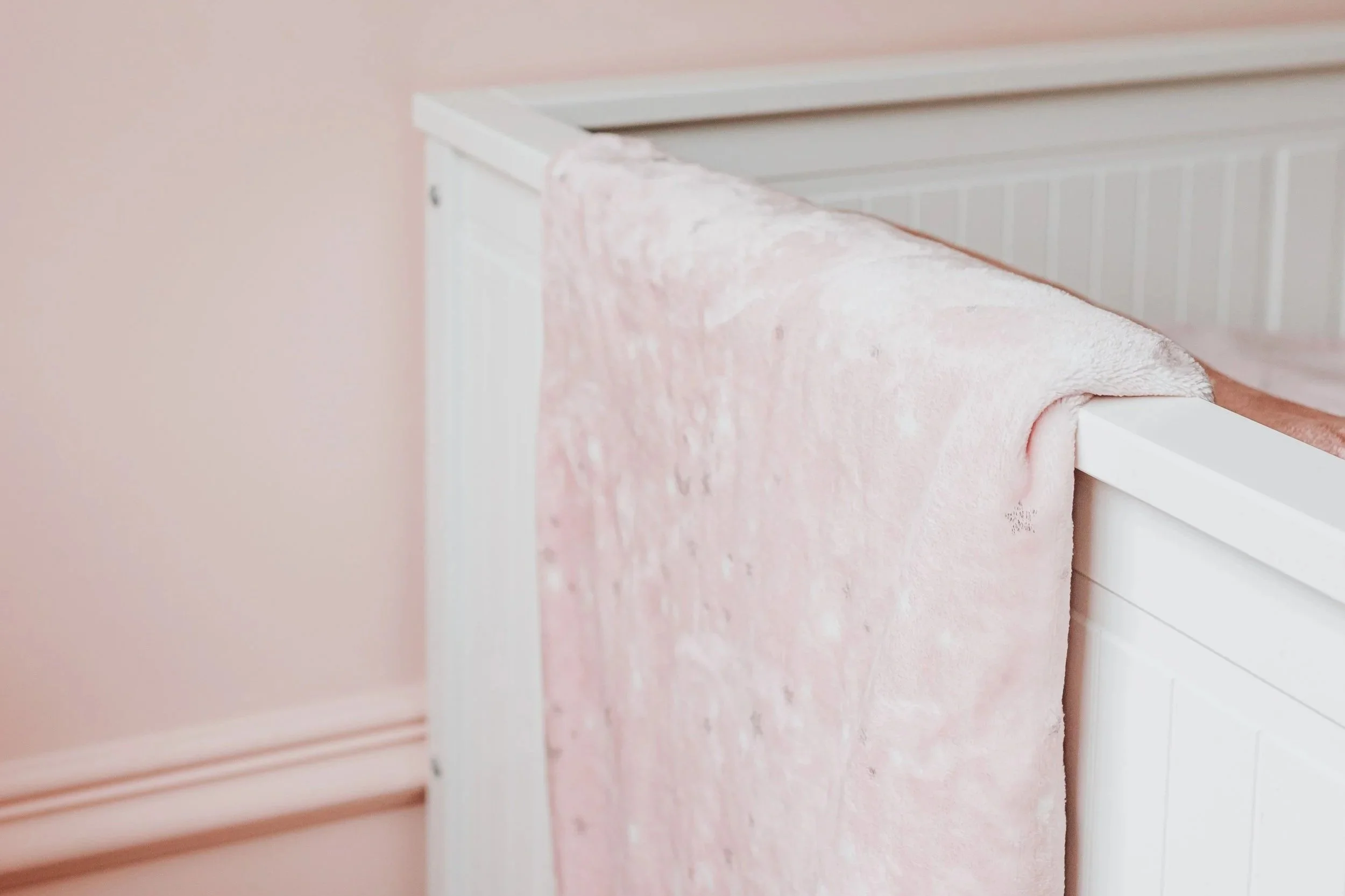 Why Minimalism Is the Ultimate ADHD Hack for Postpartum Moms in South Jersey